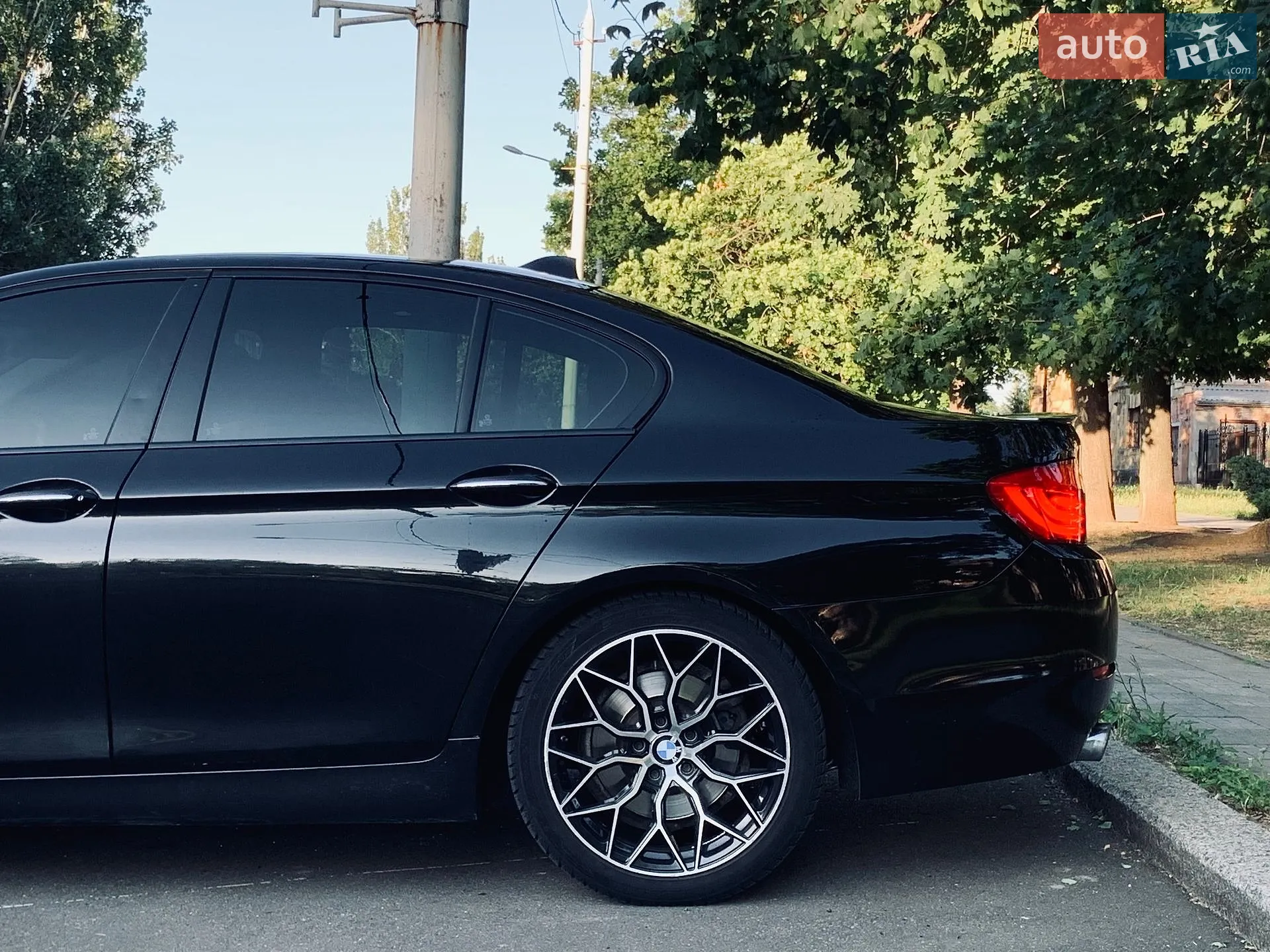 2012 BMW 5er - мініатюра 8
