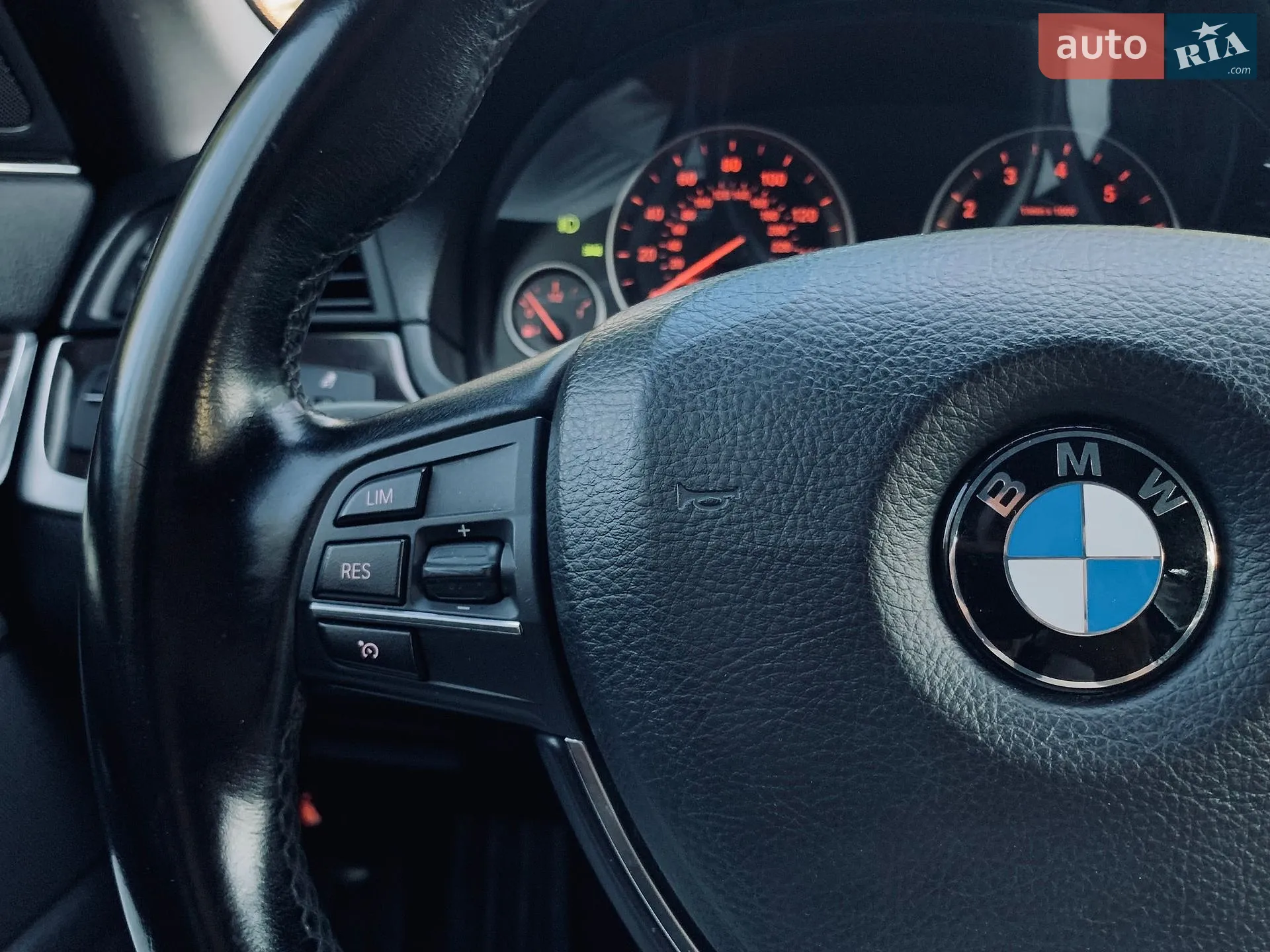 2012 BMW 5er - мініатюра 30