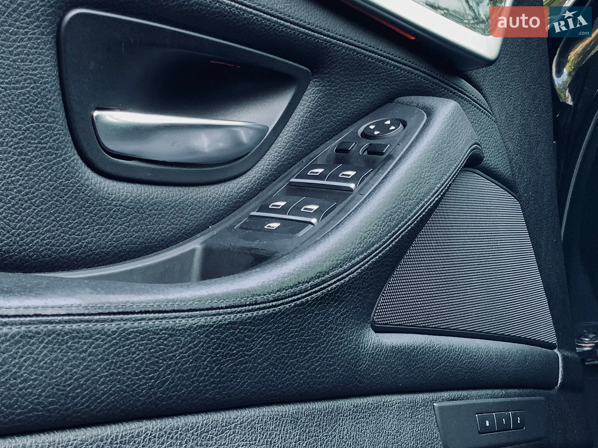 2012 BMW 5er - мініатюра 38