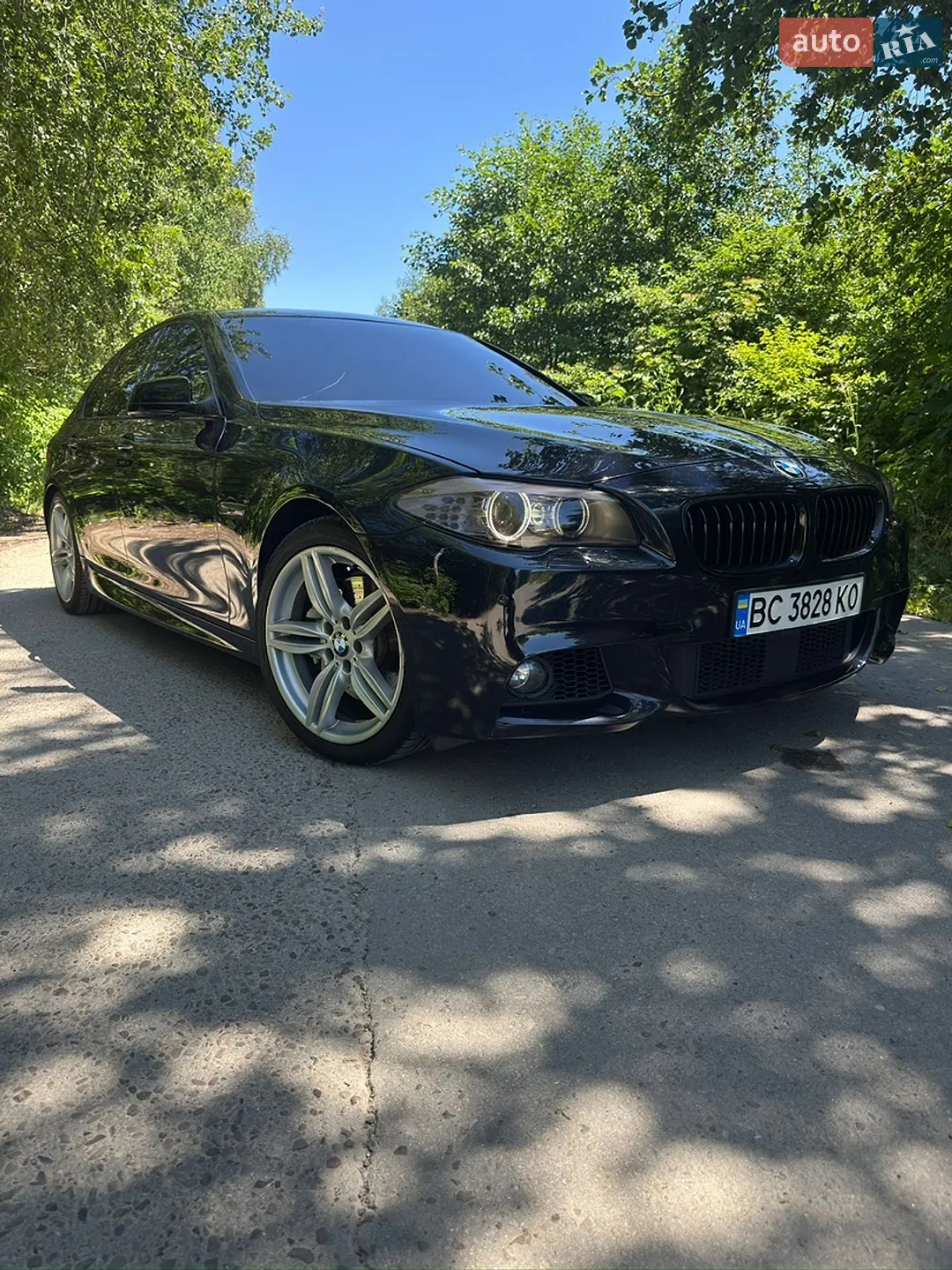 2012 BMW 5er - мініатюра 2