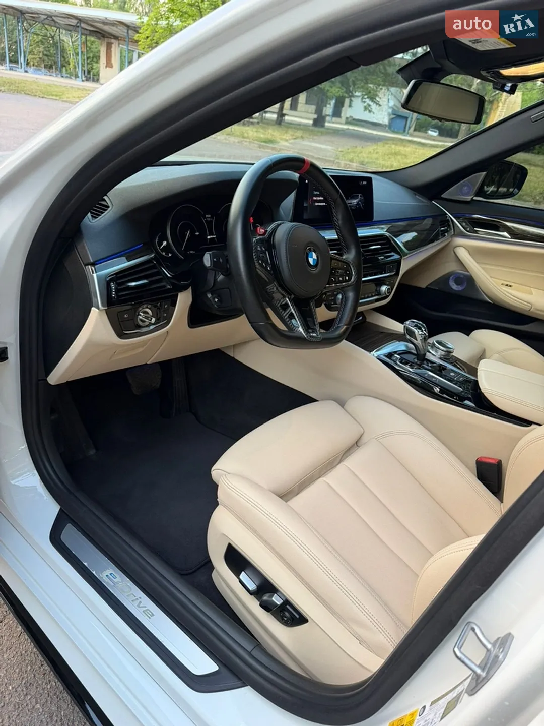 2017 BMW 5er - мініатюра 23