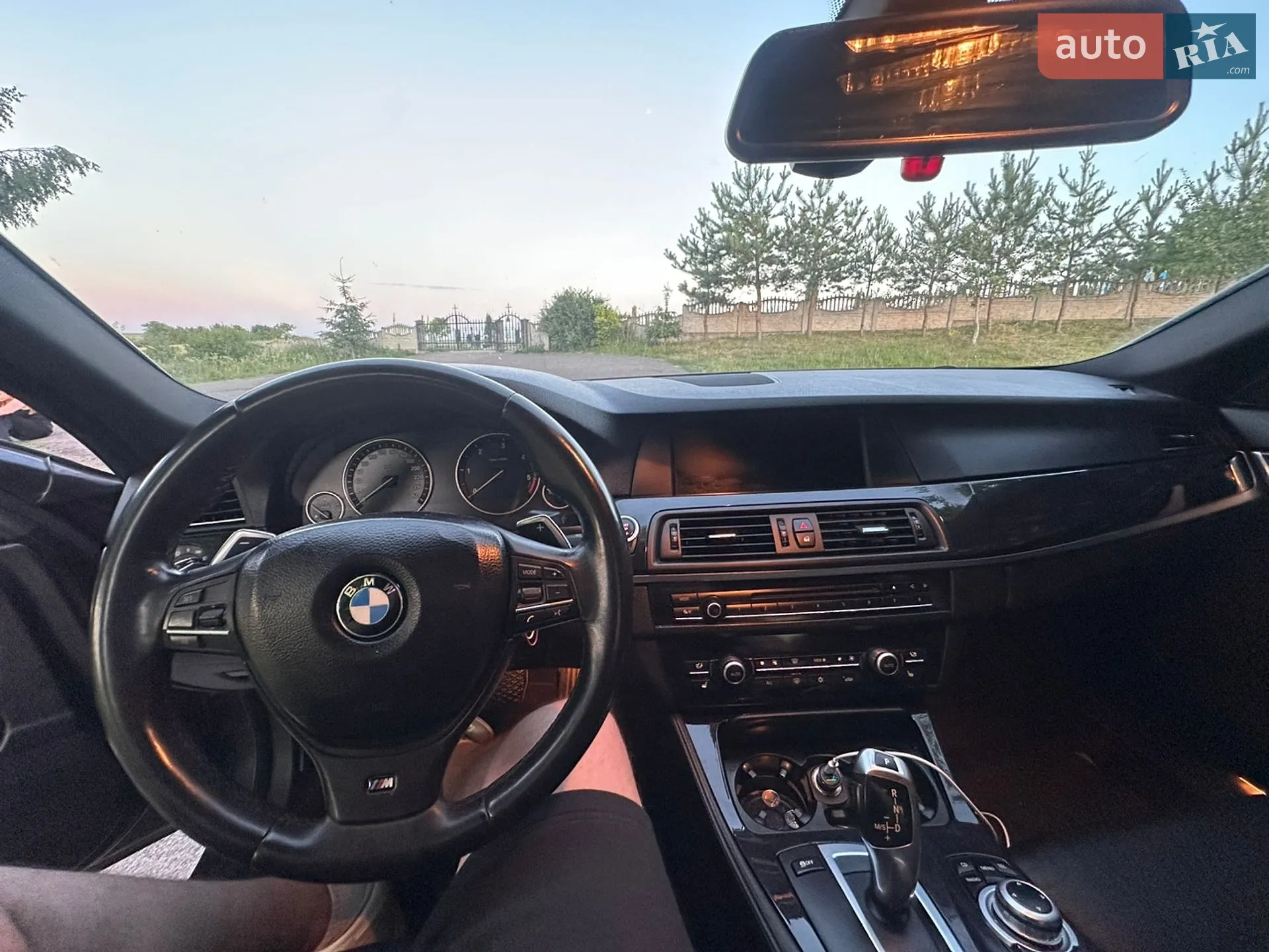 2010 BMW 5er - мініатюра 11