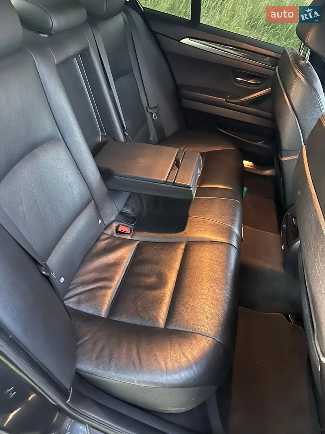 2010 BMW 5er - мініатюра 16