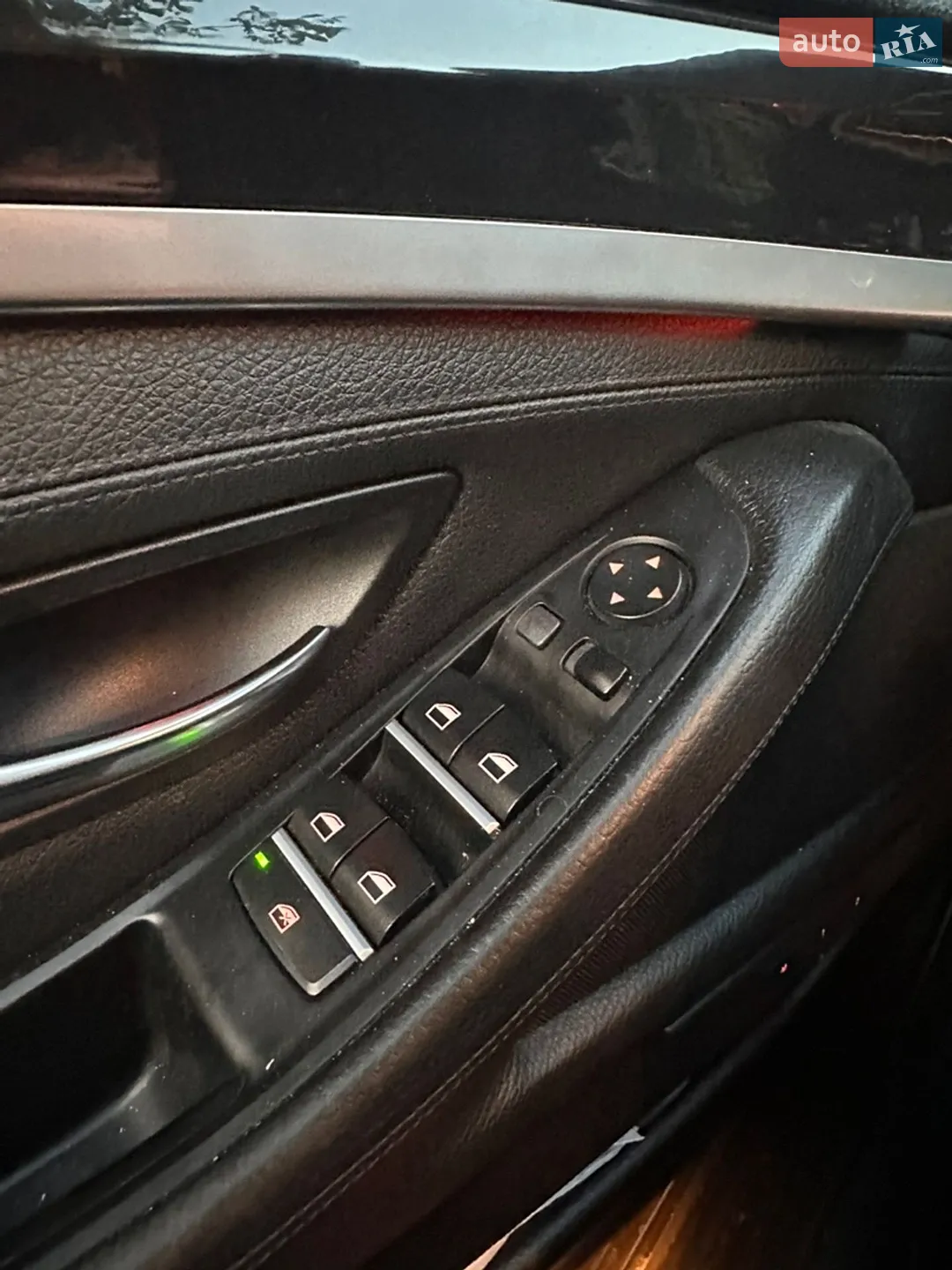 2010 BMW 5er - мініатюра 21