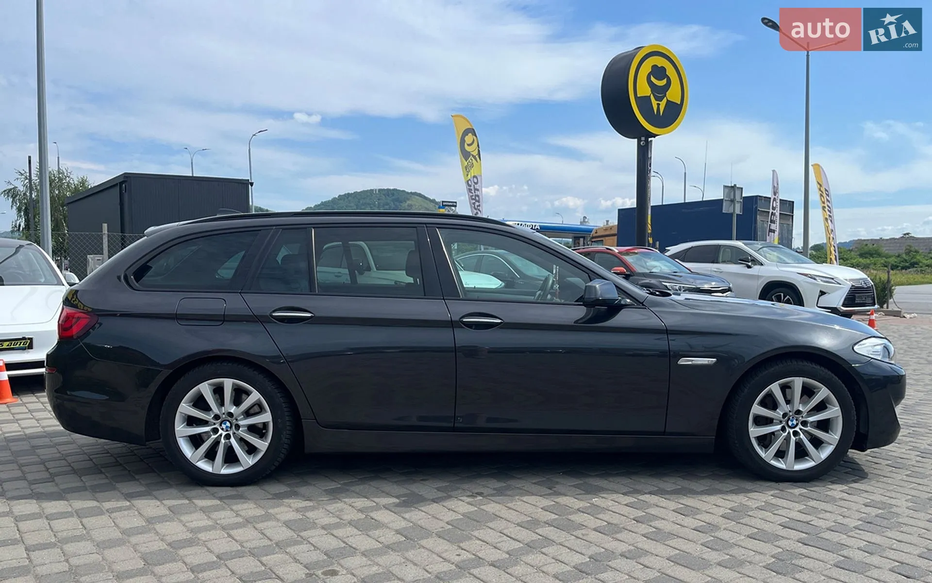 2013 BMW 5er - мініатюра 8