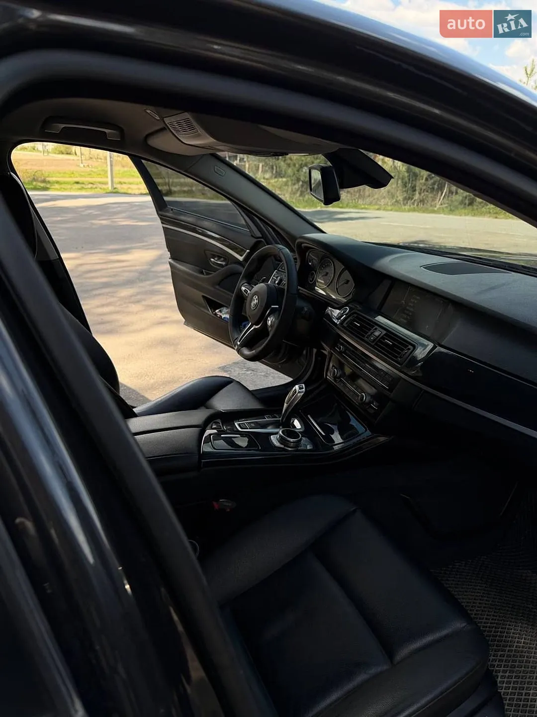 2012 BMW 5er - мініатюра 5