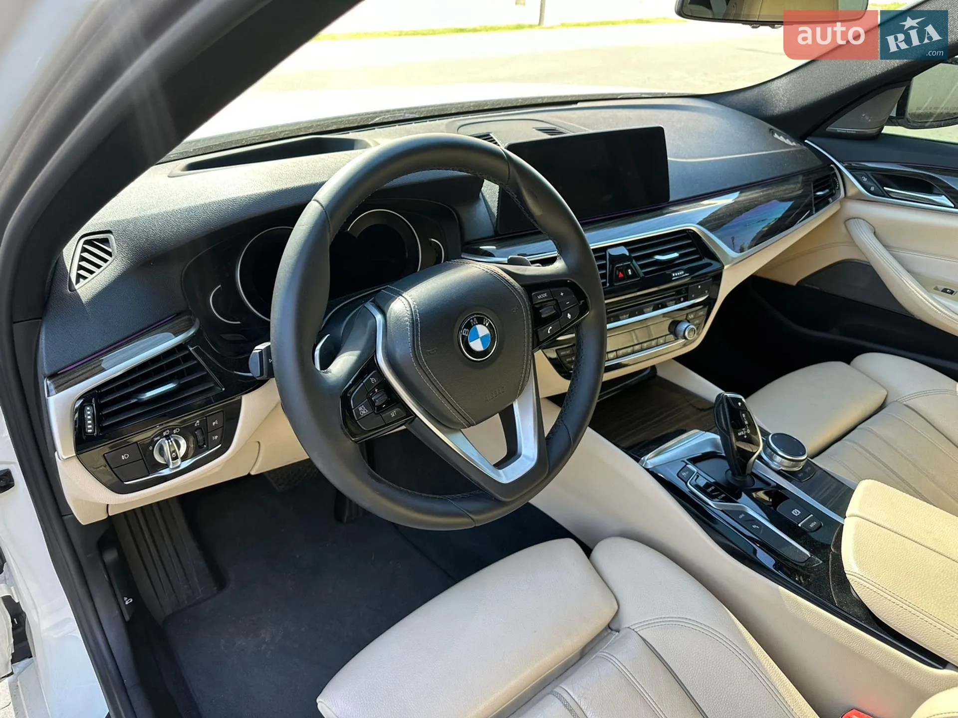 2017 BMW 5er - мініатюра 10