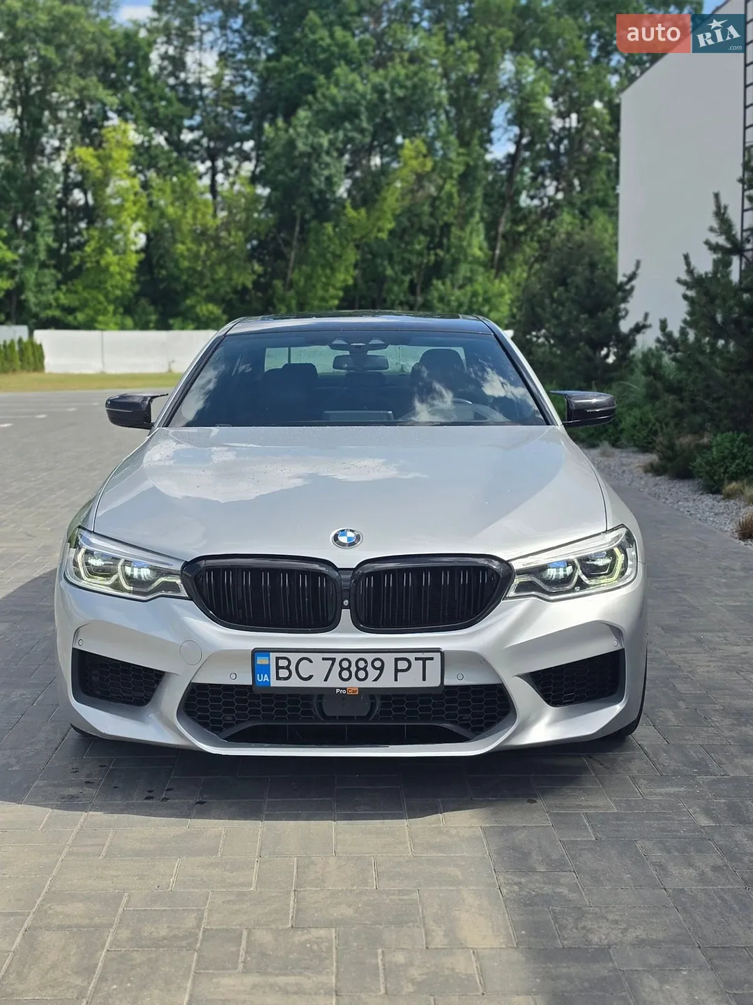 2017 BMW 5er - мініатюра 2