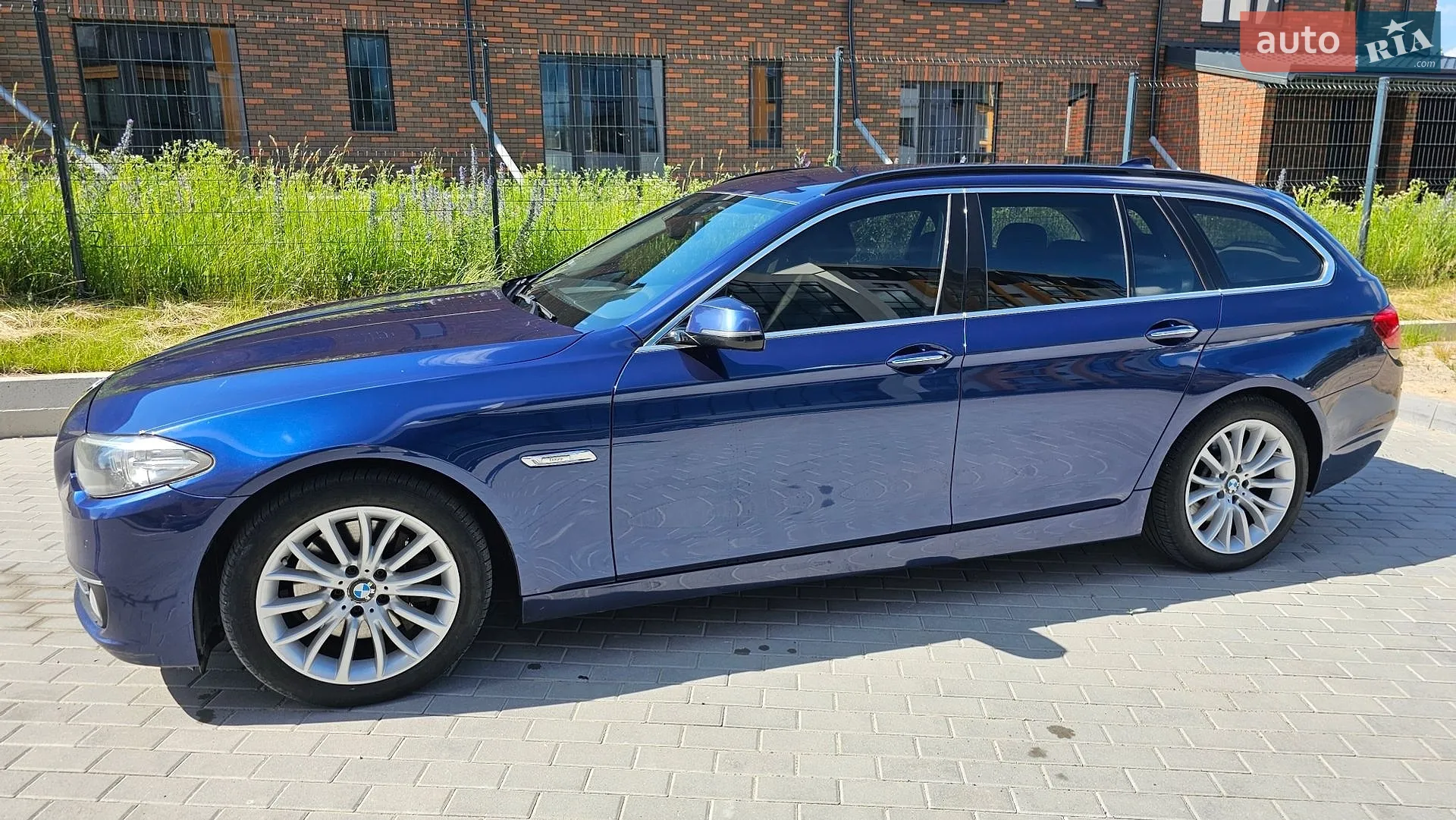 2017 BMW 5er - мініатюра 19
