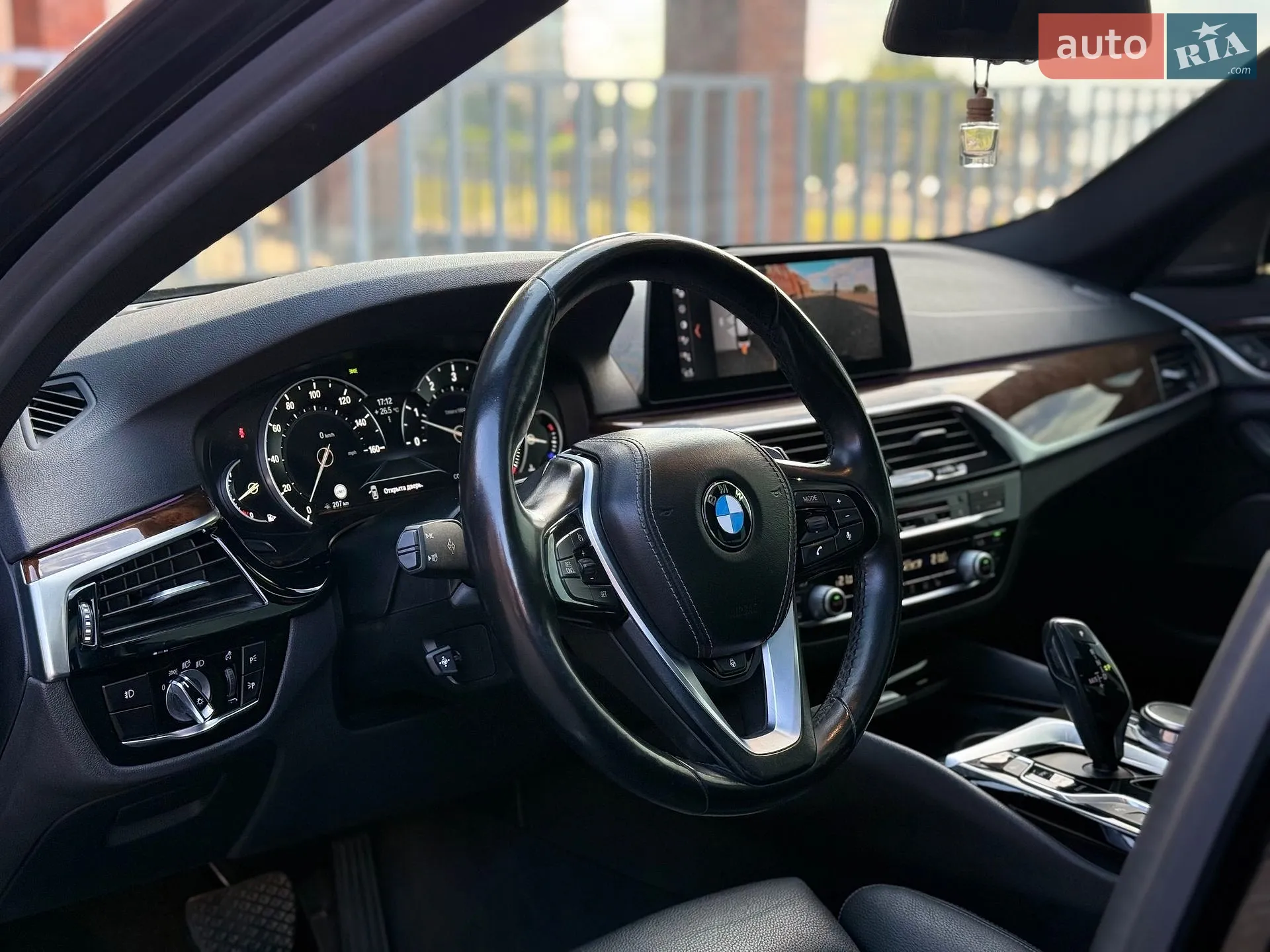 2017 BMW 5er - мініатюра 18