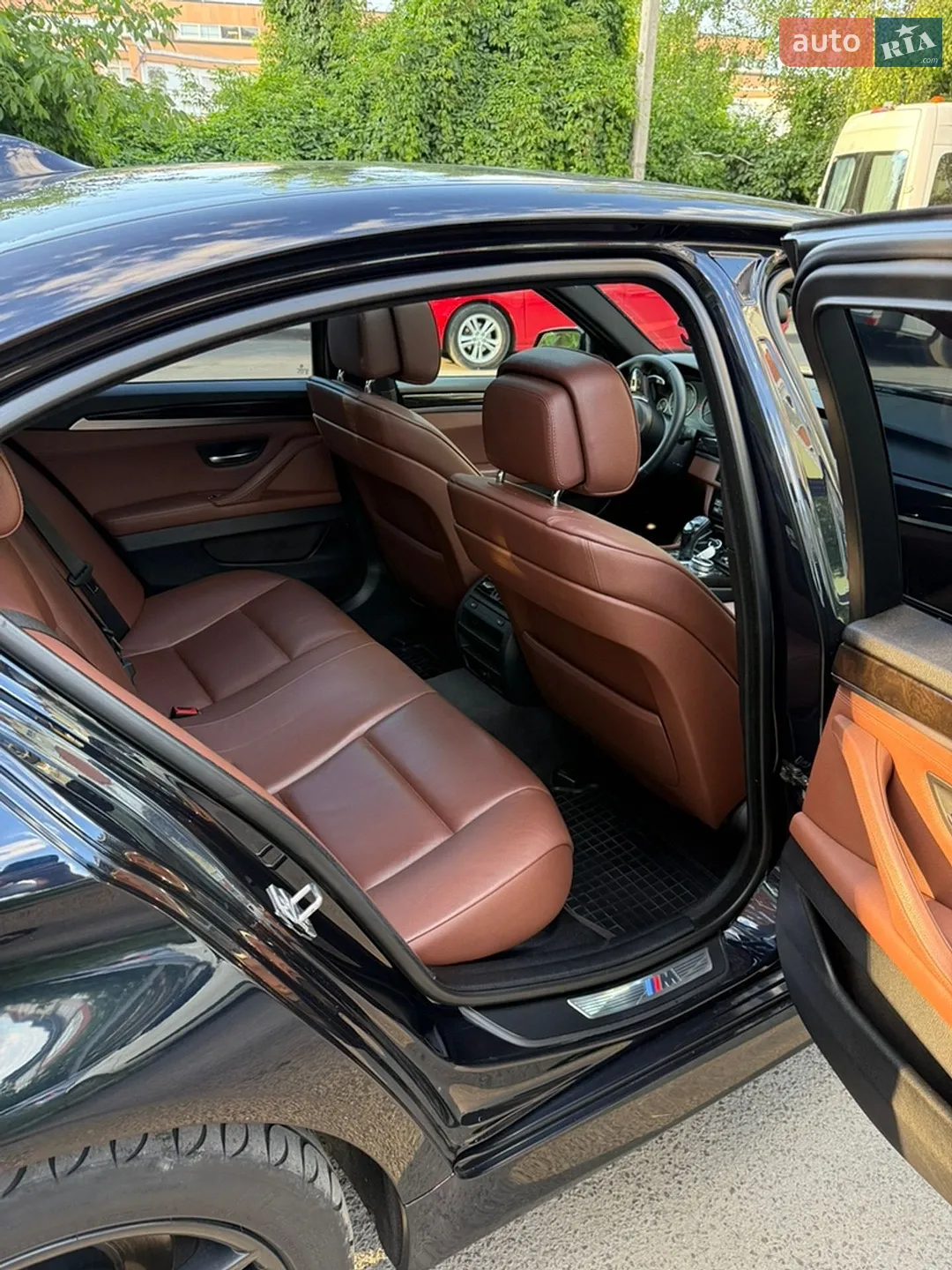 2012 BMW 5er - мініатюра 12