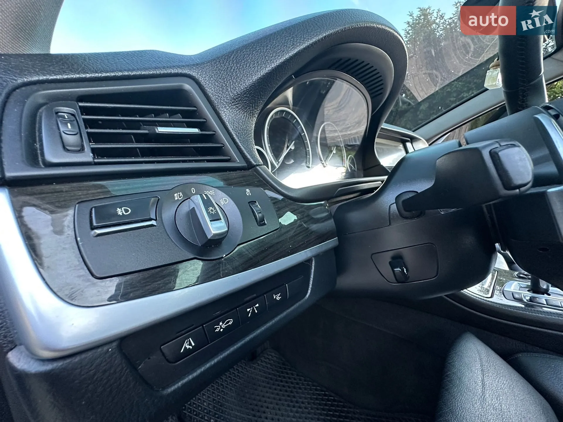 2013 BMW 5er - мініатюра 39