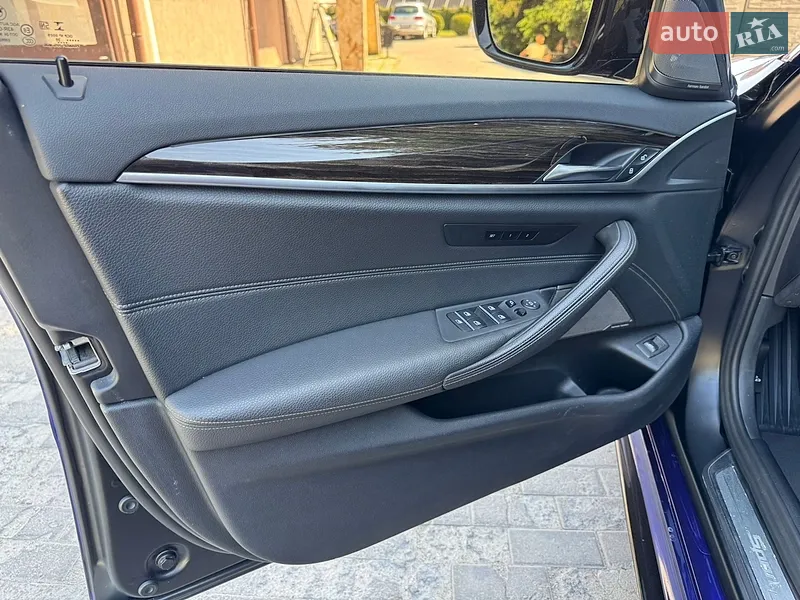 BMW 5 Series 2020 VIN WBAJS1C06LWW80811 фото оголошення 9 з 65