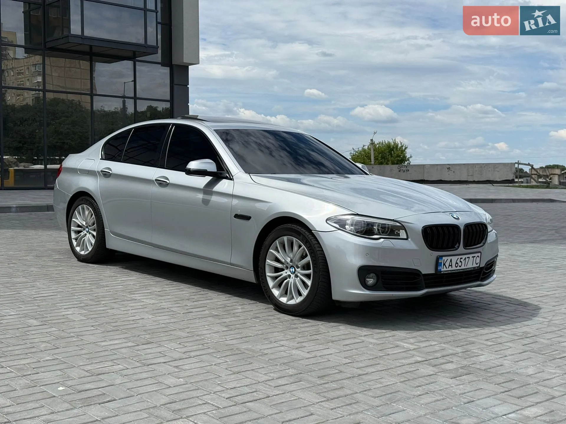 BMW 5 Series 2015 VIN WBA5E710XGG156530 фото оголошення 5 з 38