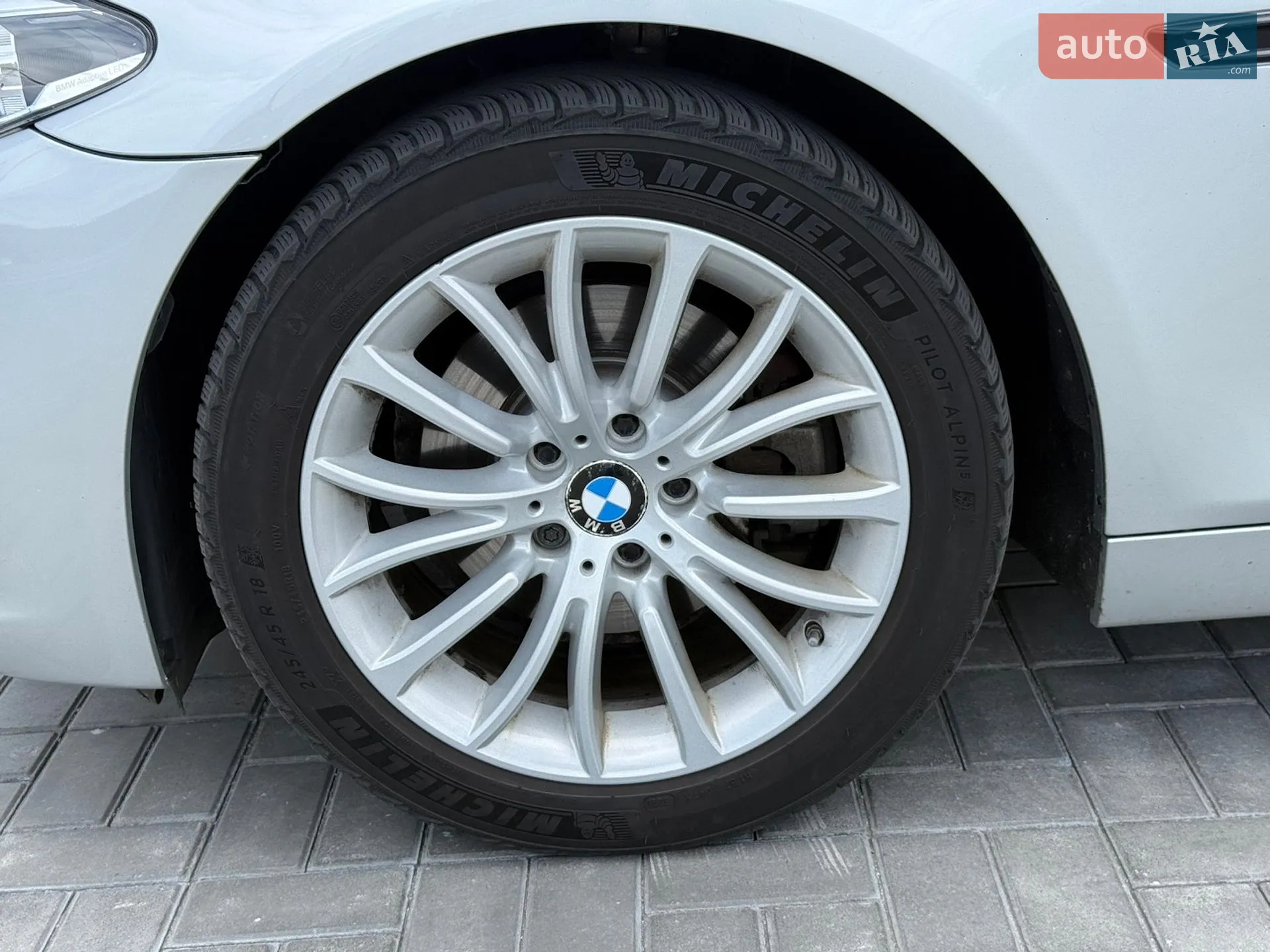 BMW 5 Series 2015 VIN WBA5E710XGG156530 фото оголошення 17 з 38