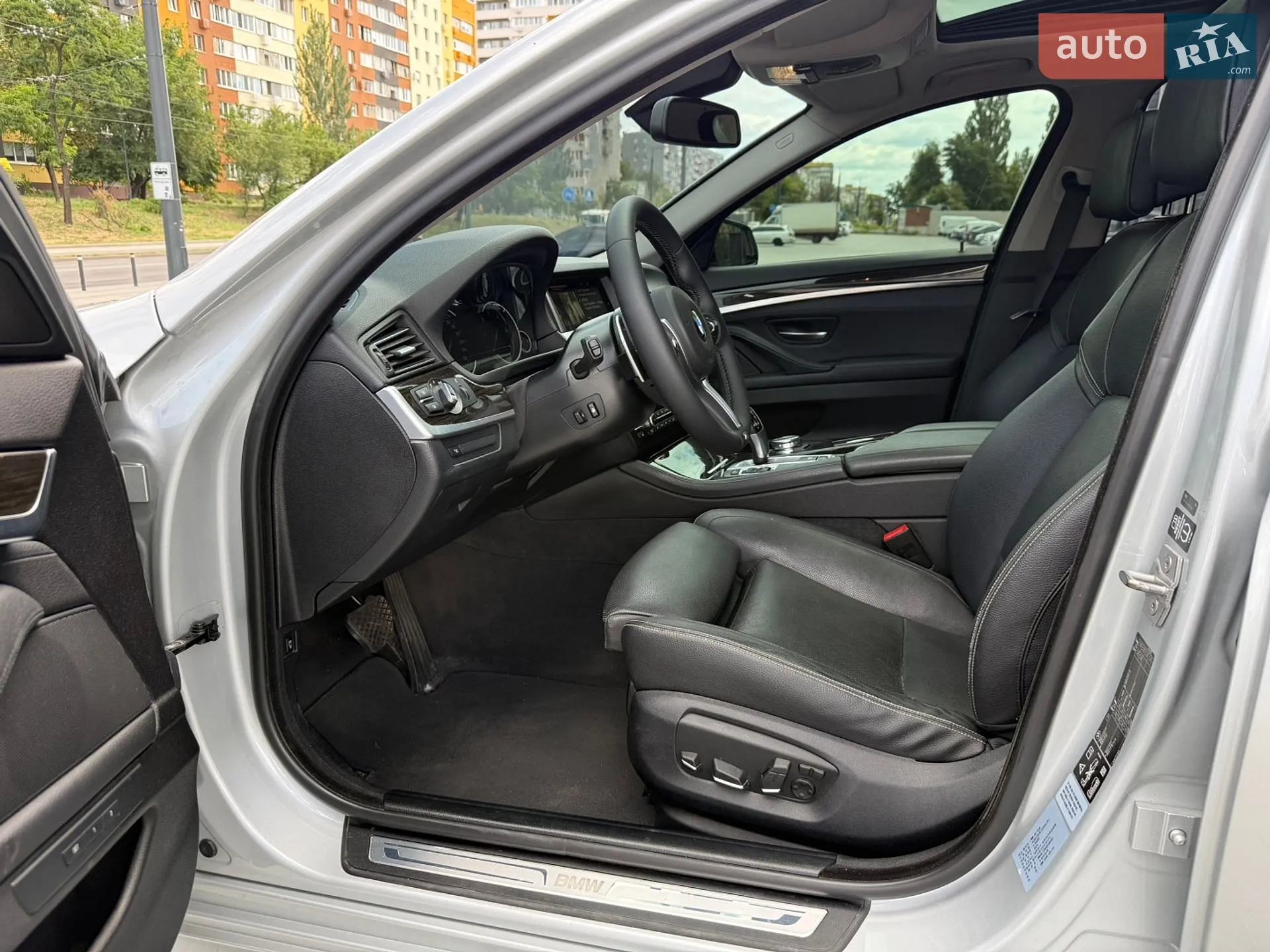2015 BMW 5er - мініатюра 20
