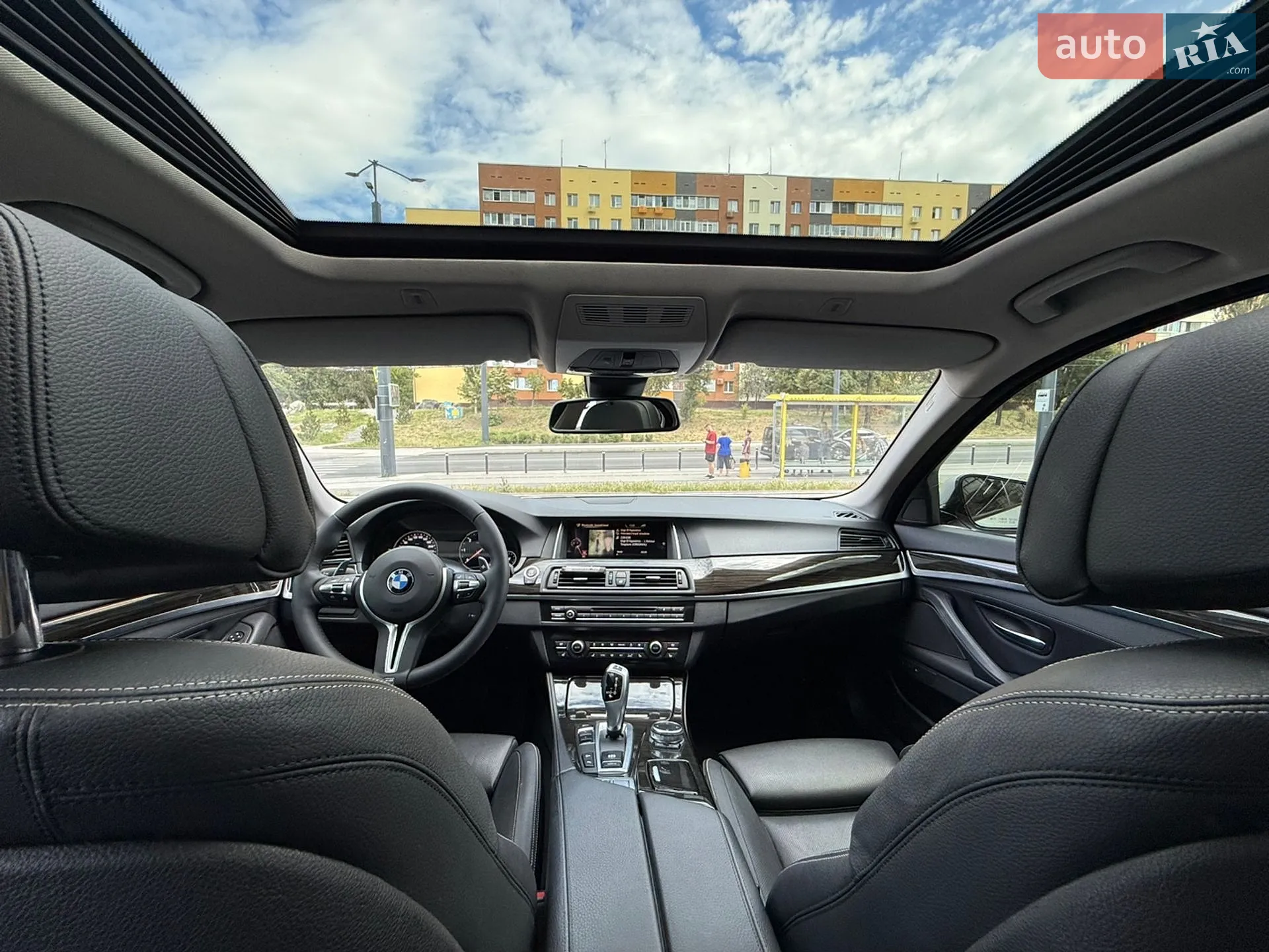BMW 5 Series 2015 VIN WBA5E710XGG156530 фото оголошення 27 з 38