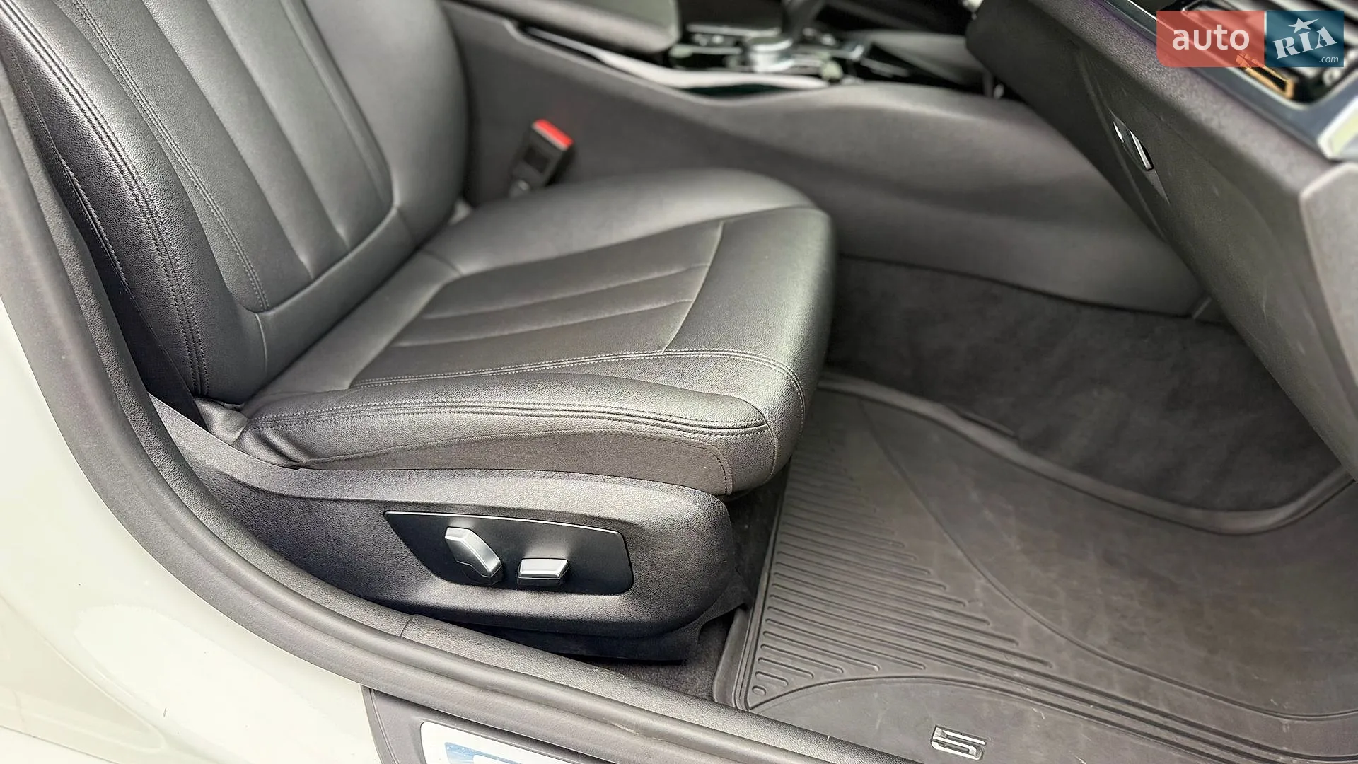 2018 BMW 5er - мініатюра 30