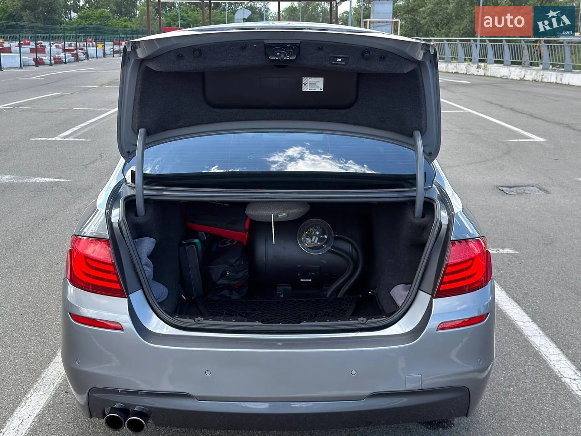 2010 BMW 5er - мініатюра 8