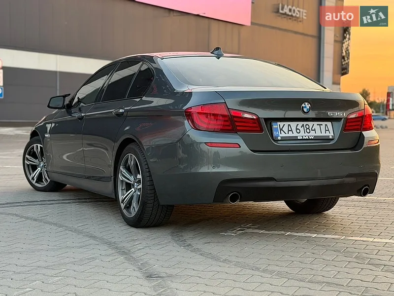 BMW 5 Series 2011 VIN WBAFU7C5XBC877351 фото оголошення 10 з 80
