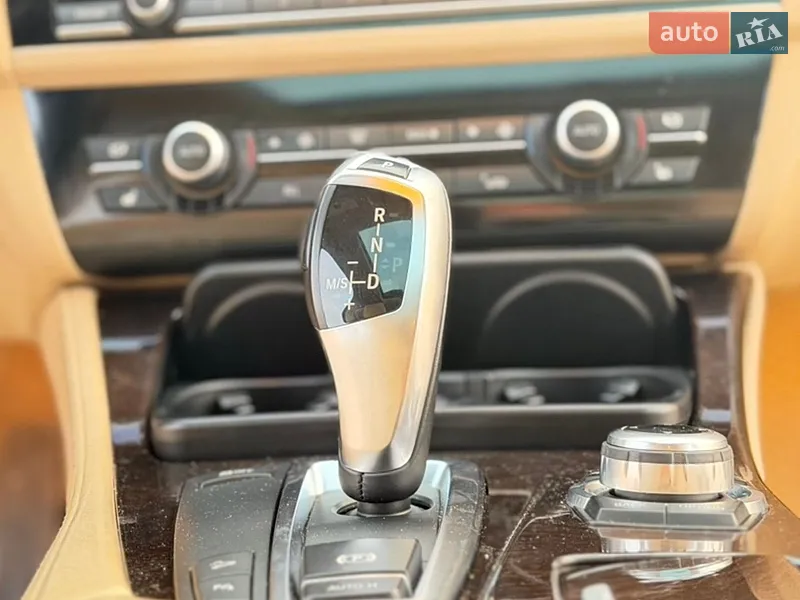 BMW 5 Series 2011 VIN WBAFU7C5XBC877351 фото оголошення 25 з 80