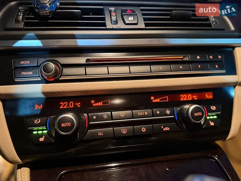 BMW 5 Series 2011 VIN WBAFU7C5XBC877351 фото оголошення 40 з 80