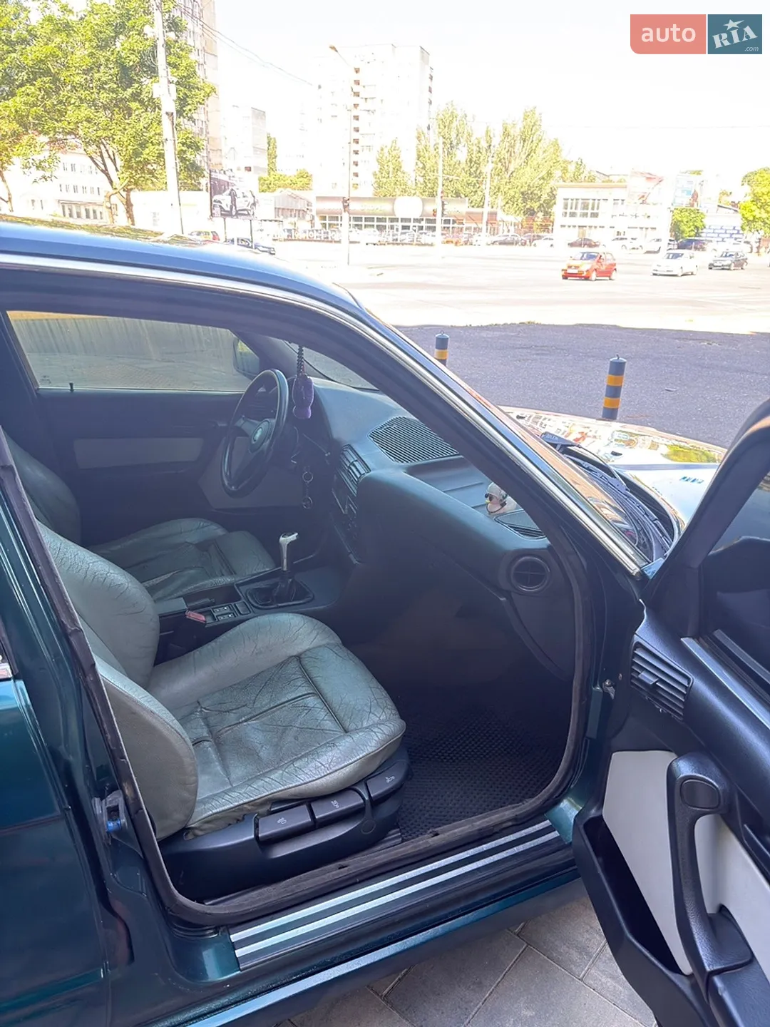 BMW 5 Series 1990 VIN WBAHB51070BD19621 фото оголошення 9 з 13