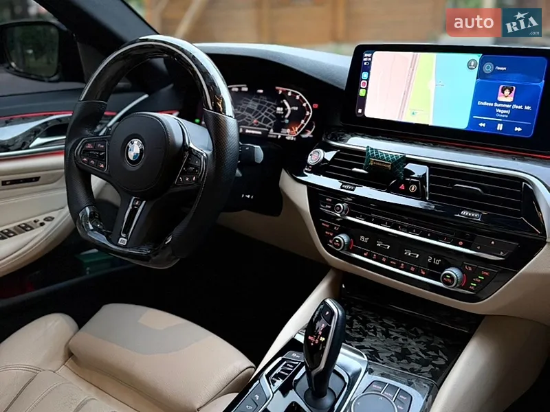 BMW 5 Series 2019 VIN WBAJE7C55KWW25433 фото оголошення 13 з 68