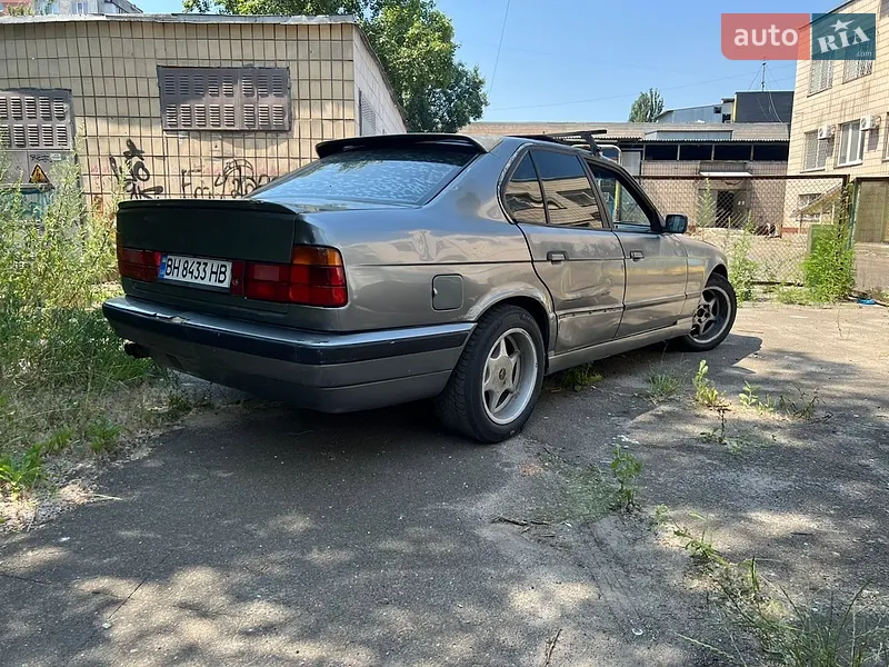 BMW 5 Series 1994 VIN WBAHE11010GE15778 фото оголошення 12 з 51