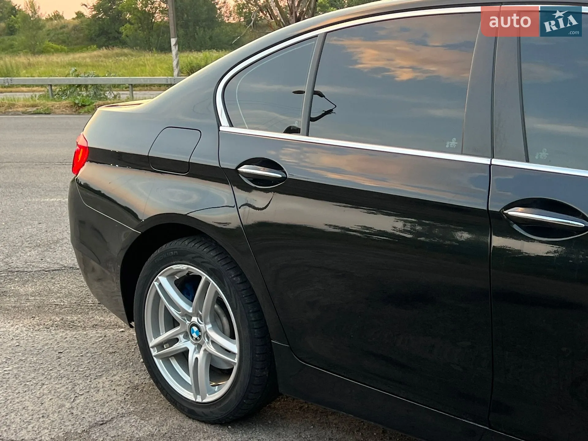 2010 BMW 5er - мініатюра 11