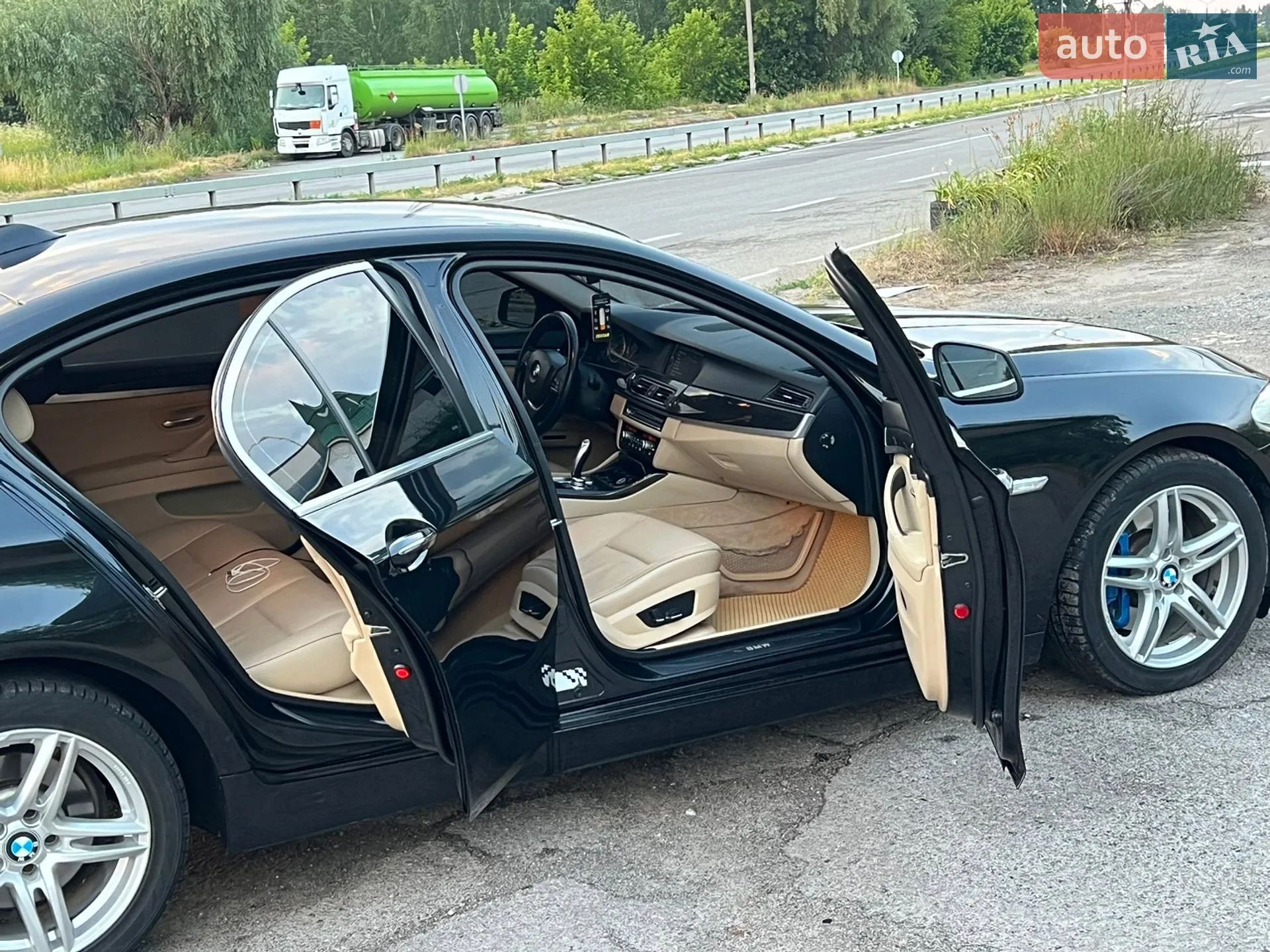 2010 BMW 5er - мініатюра 21