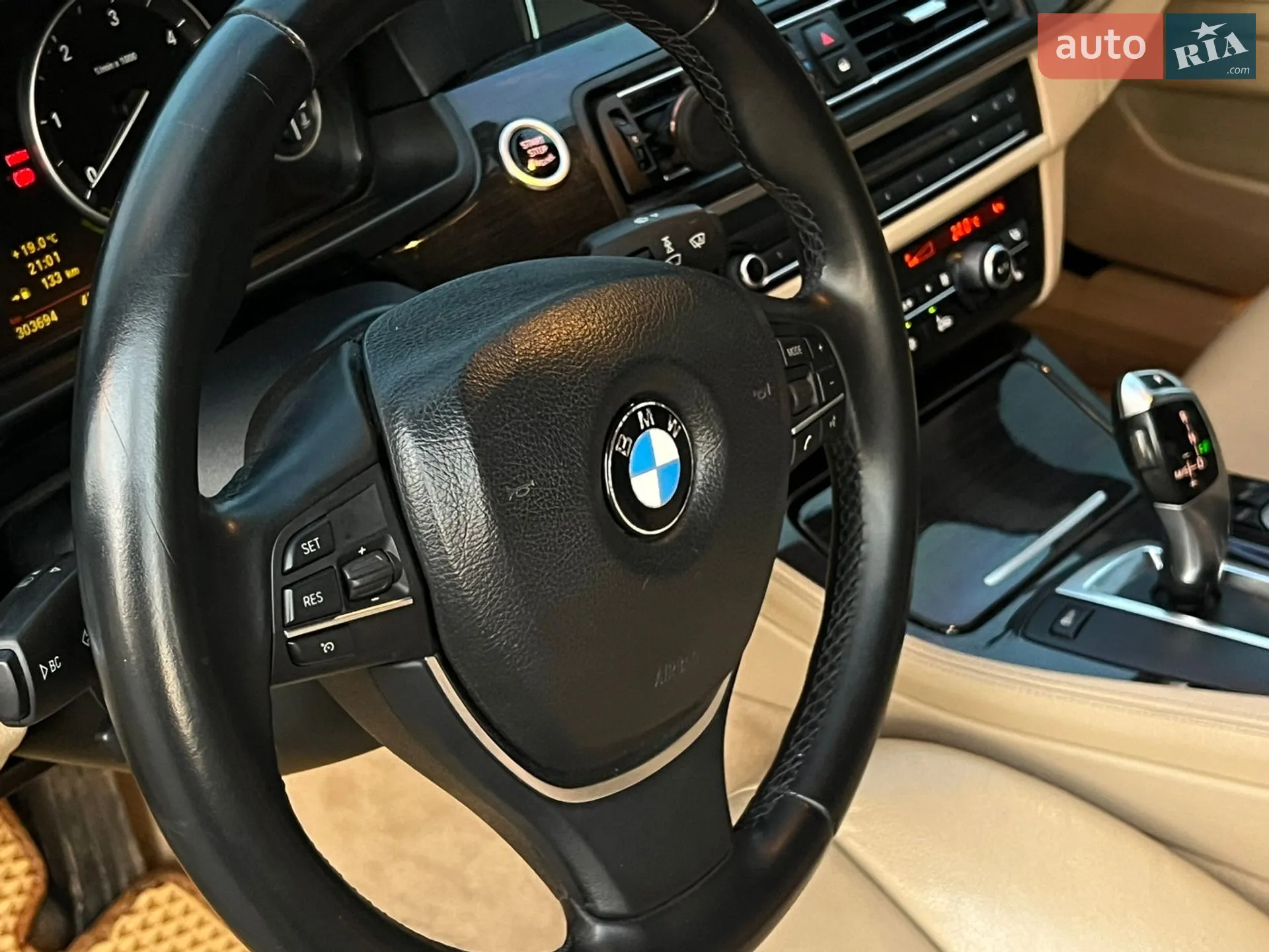 2010 BMW 5er - мініатюра 29