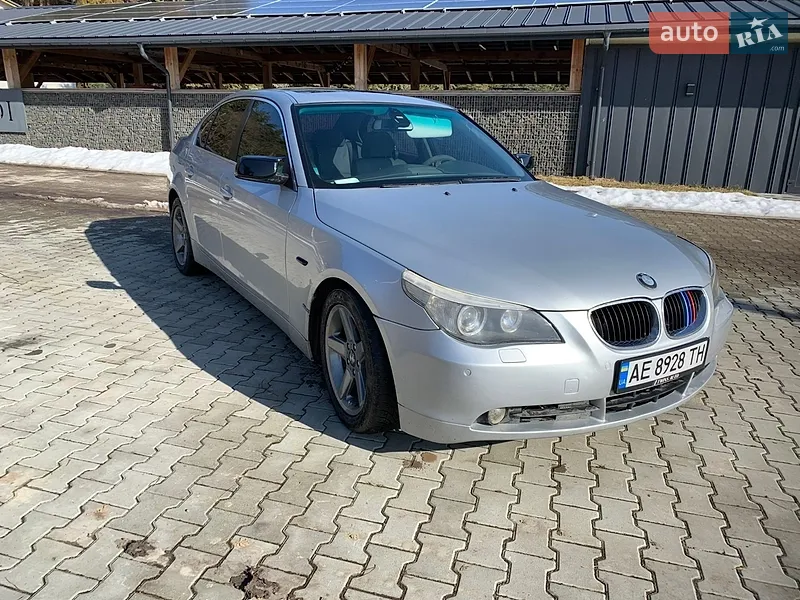 BMW 5 Series 2005 VIN WBANE71040CM02467 фото оголошення 4 з 47