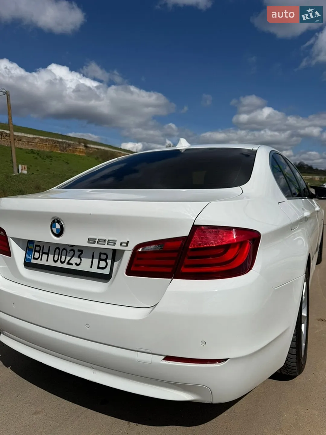 2012 BMW 5er - мініатюра 2