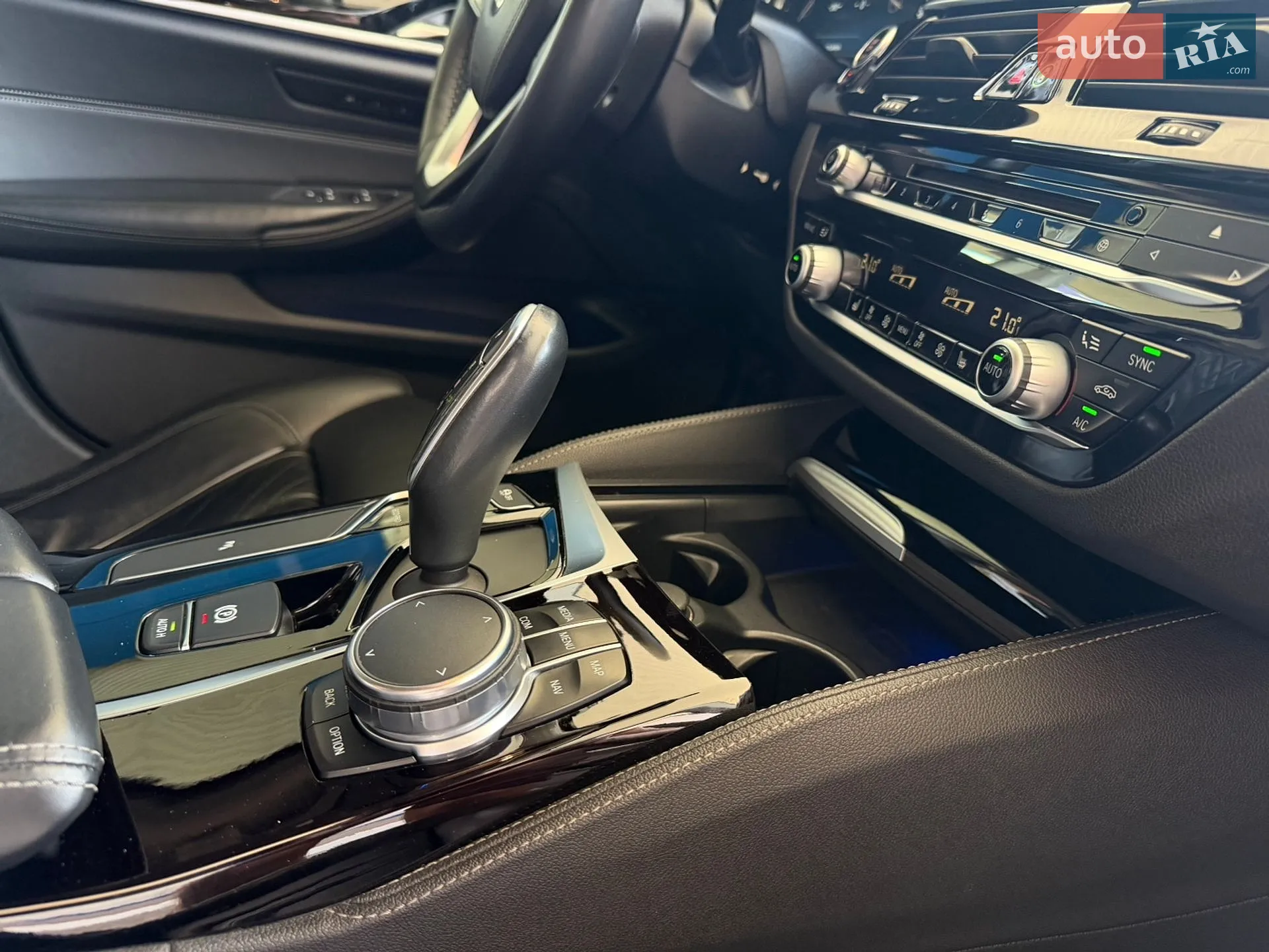 2017 BMW 5er - мініатюра 26