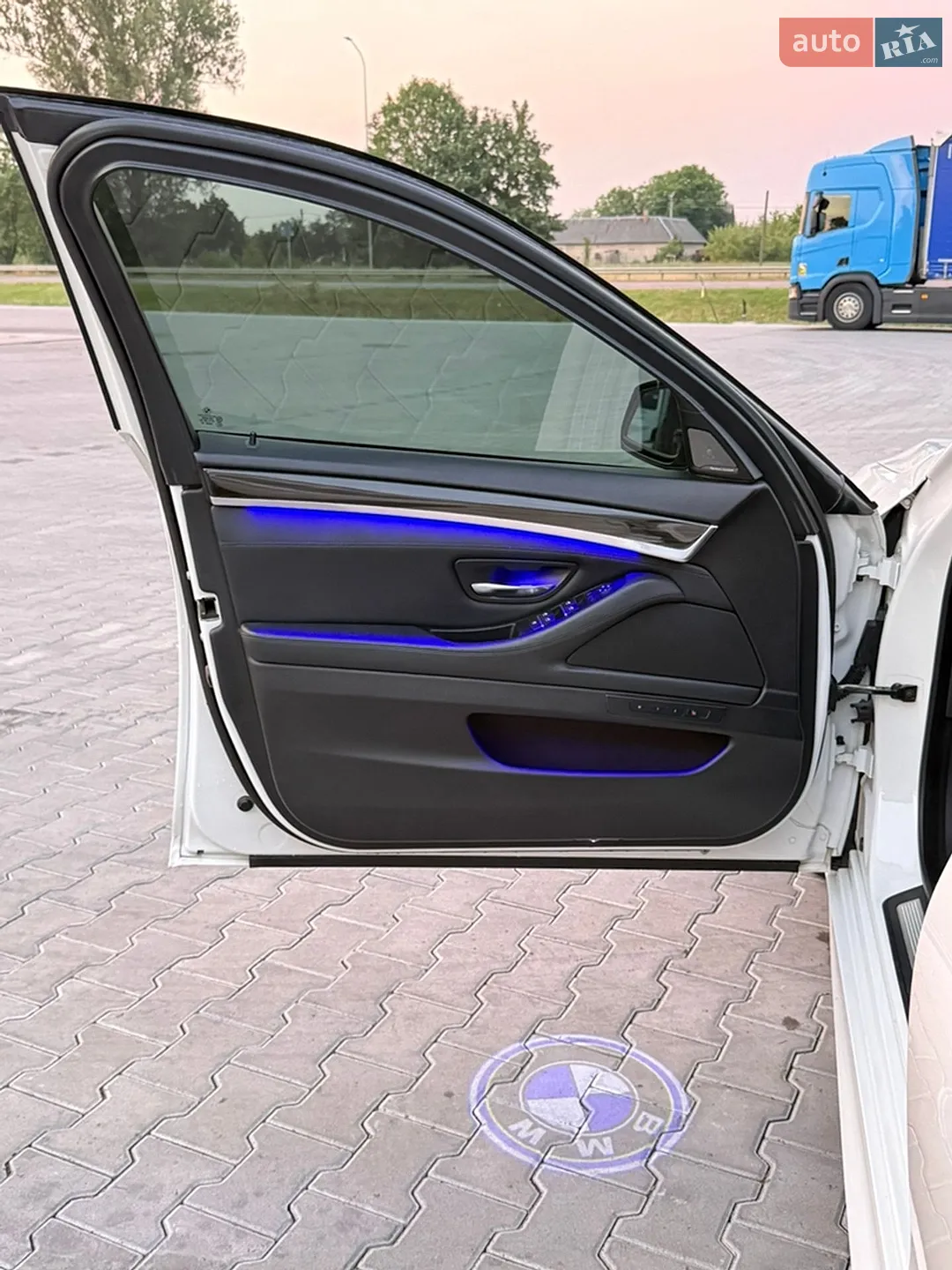 2013 BMW 5er - мініатюра 29