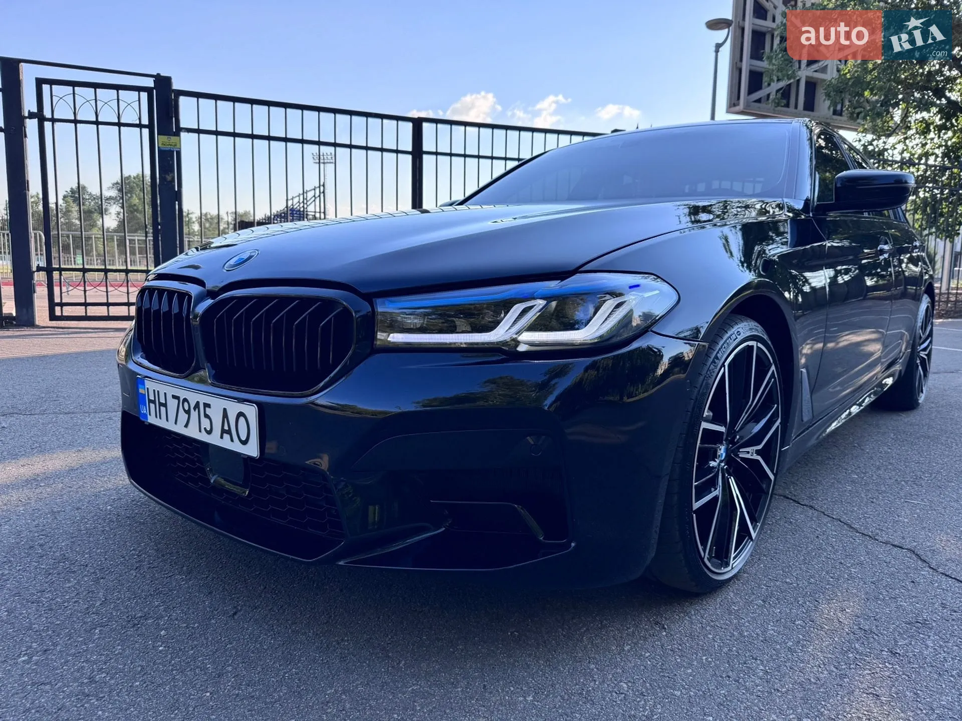 2017 BMW 5er - мініатюра 2