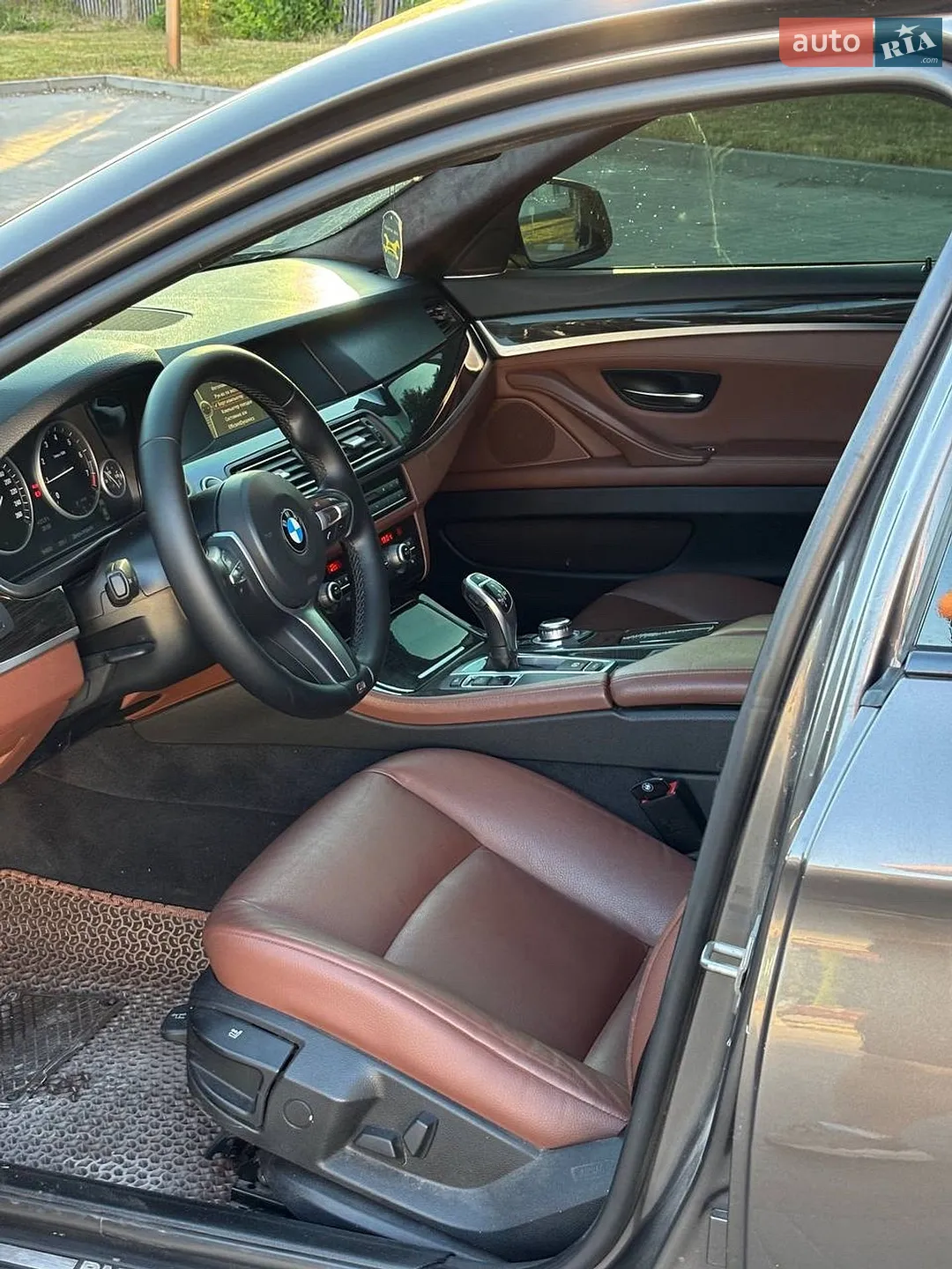 2012 BMW 5er - мініатюра 21