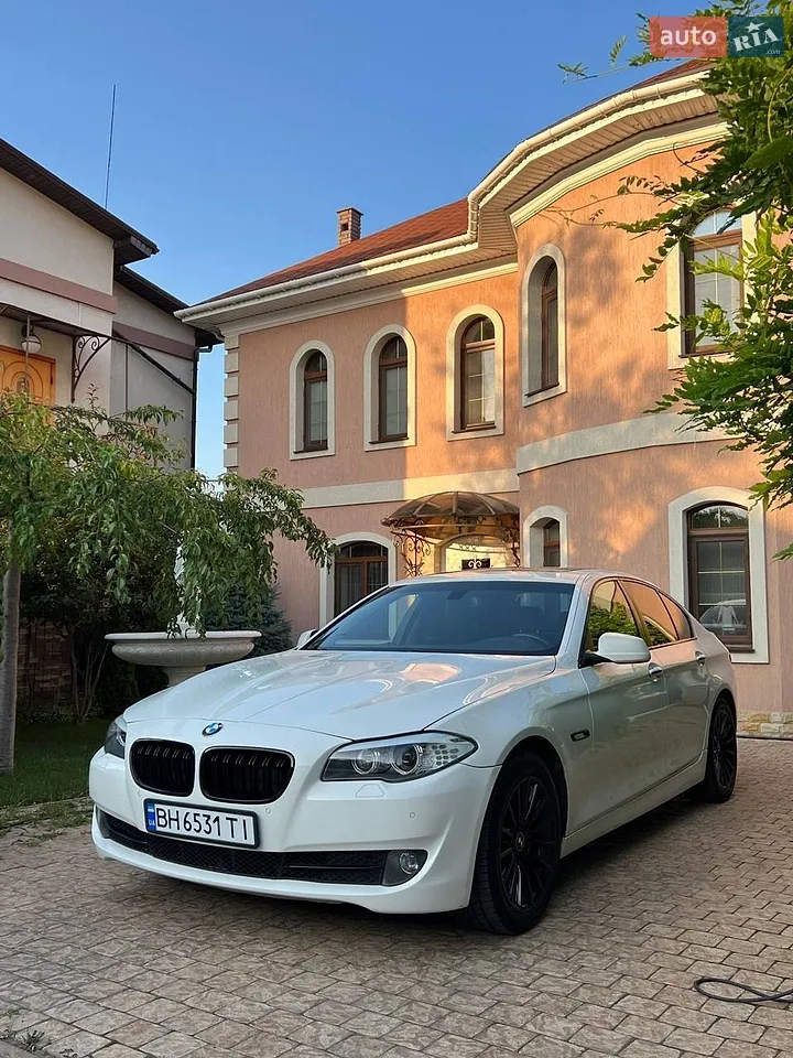 2011 BMW 5er - мініатюра 16