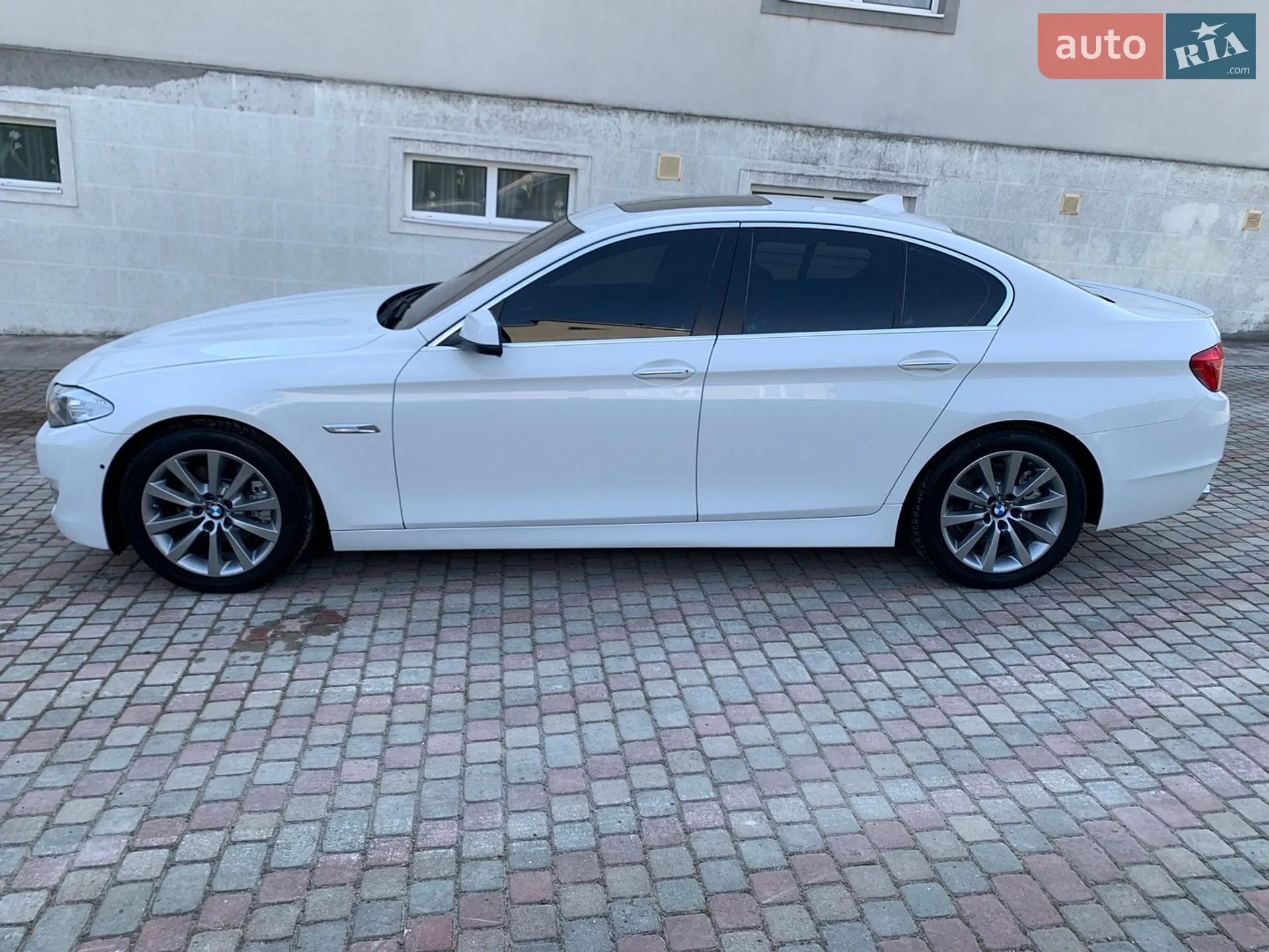 2012 BMW 5er - мініатюра 4