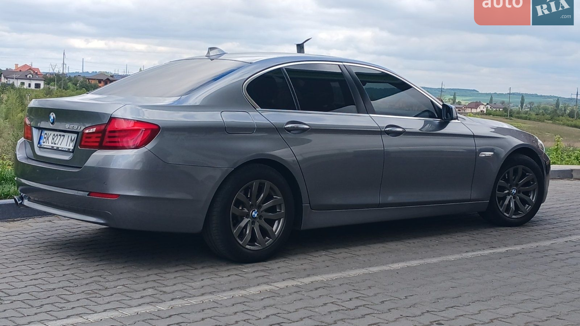 2012 BMW 5er - мініатюра 2