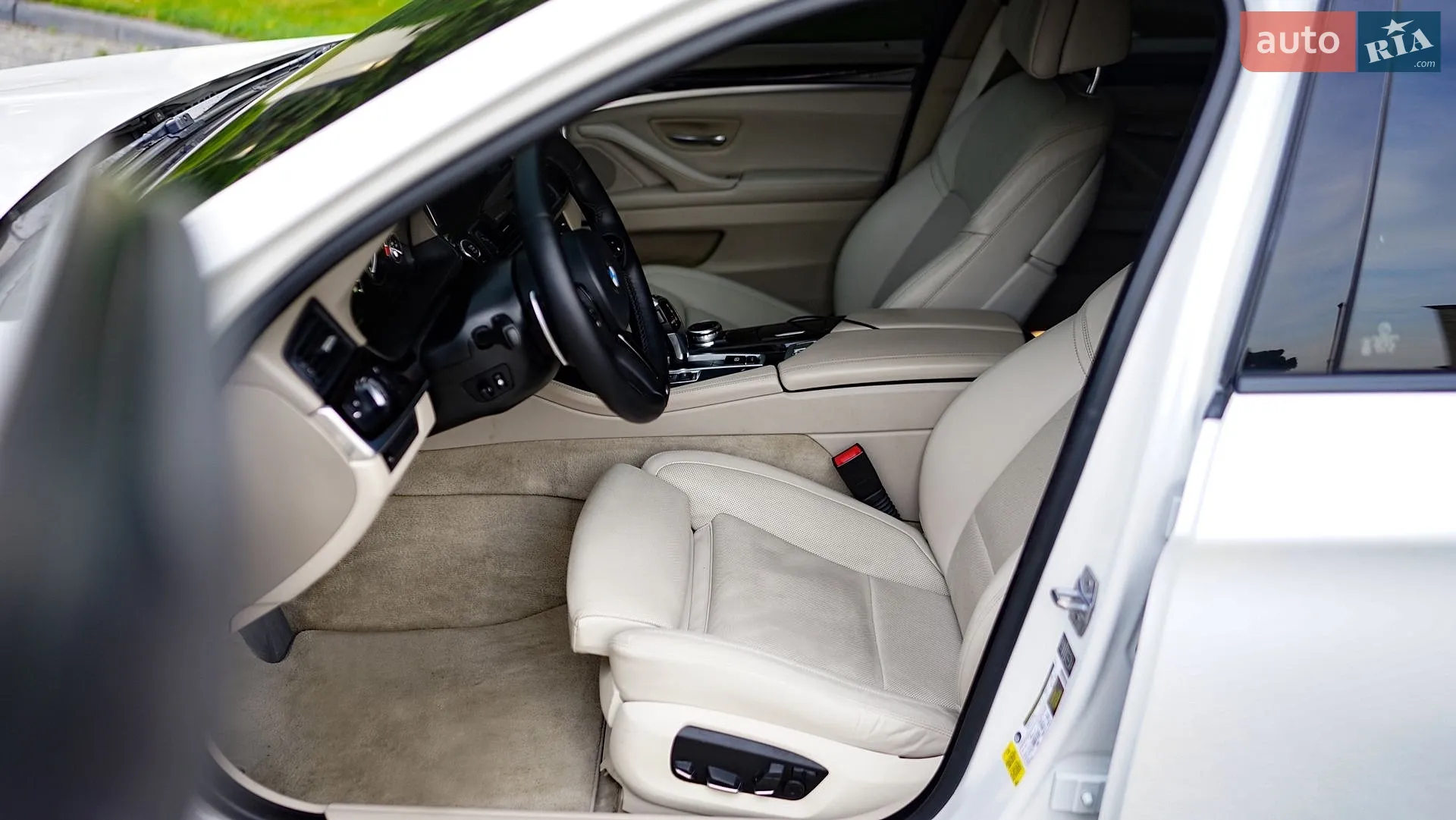 2013 BMW 5er - мініатюра 14