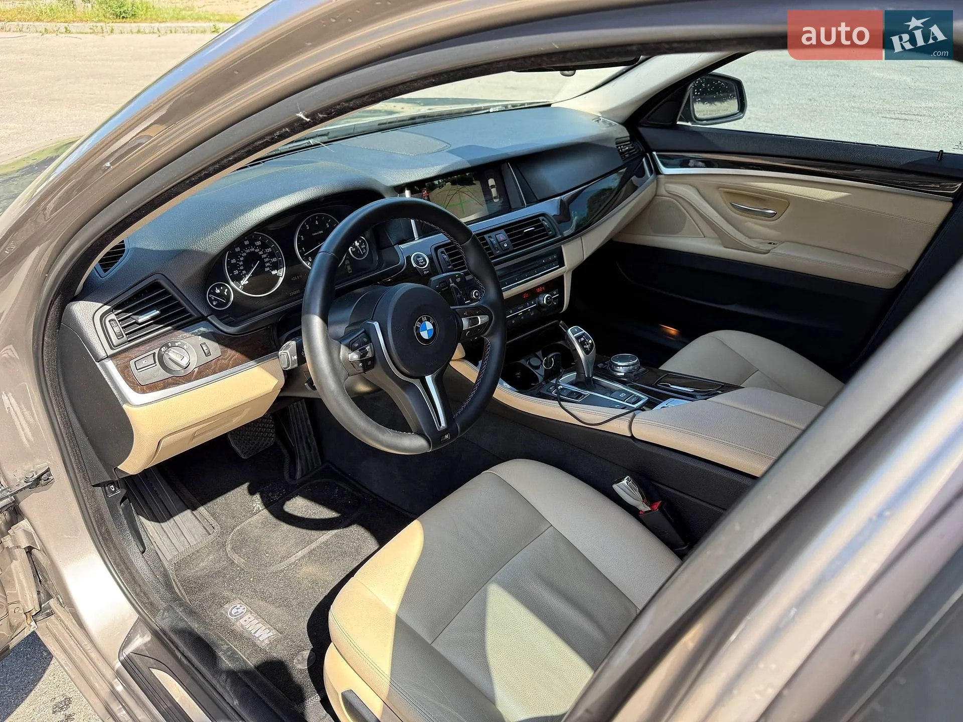 2016 BMW 5er - мініатюра 11