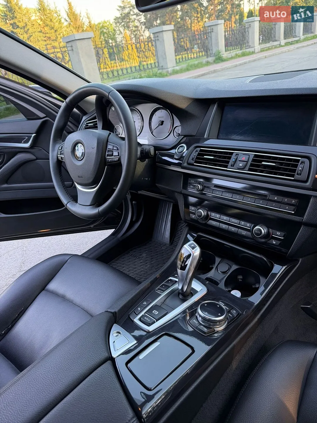 2014 BMW 5er - мініатюра 22