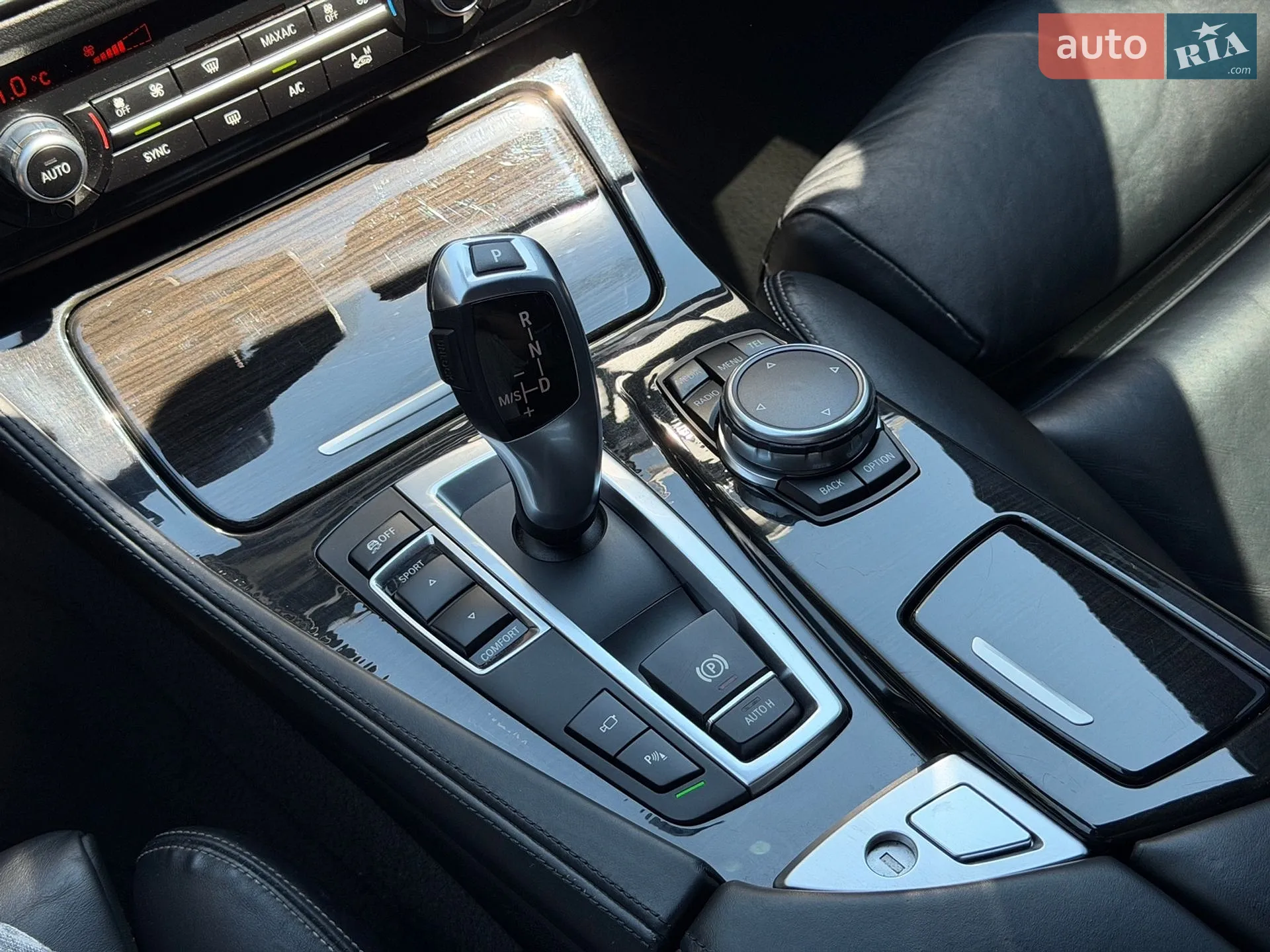 2015 BMW 5er - мініатюра 18