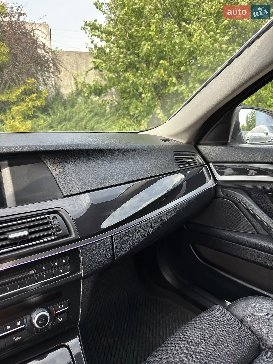 2012 BMW 5er - мініатюра 27