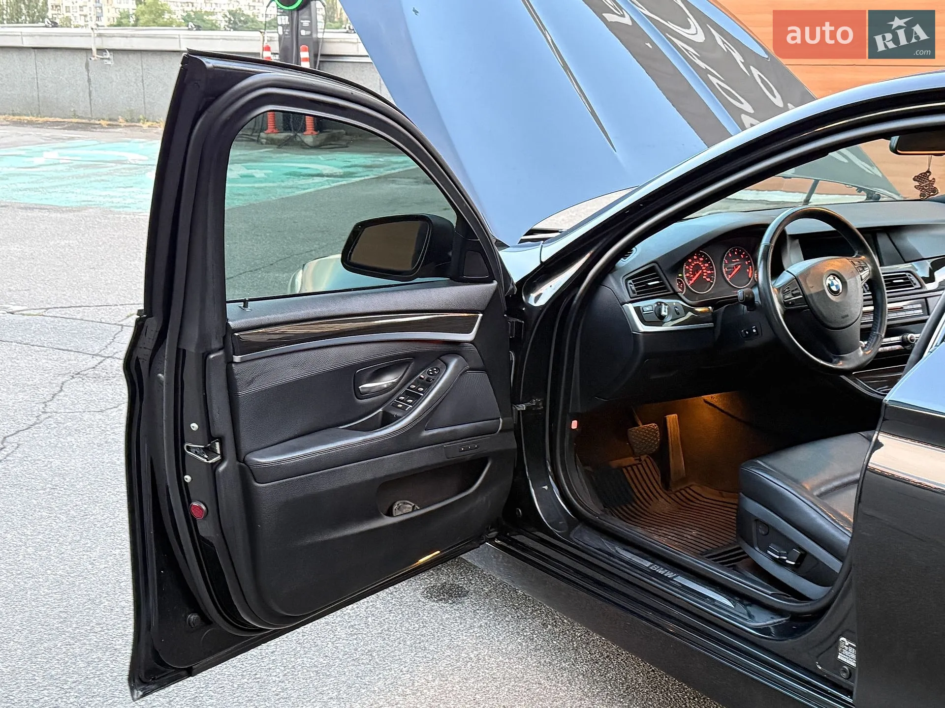 2011 BMW 5er - мініатюра 5