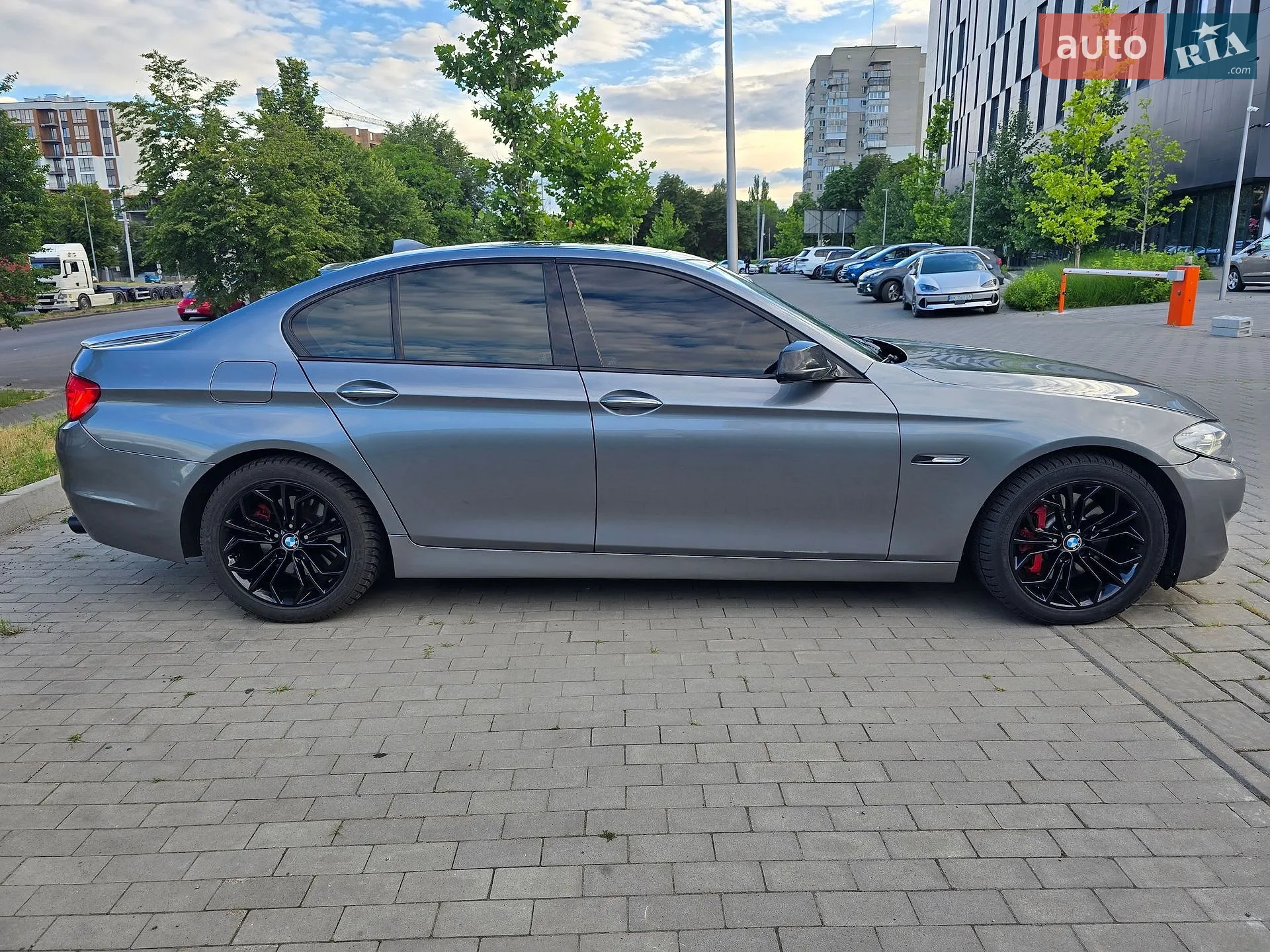 2010 BMW 5er - мініатюра 3
