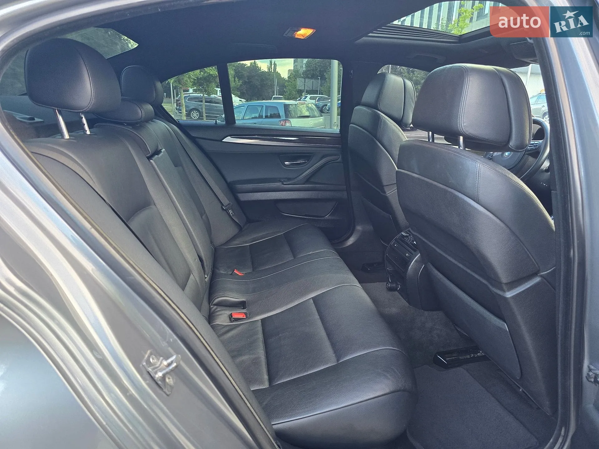 2010 BMW 5er - мініатюра 24