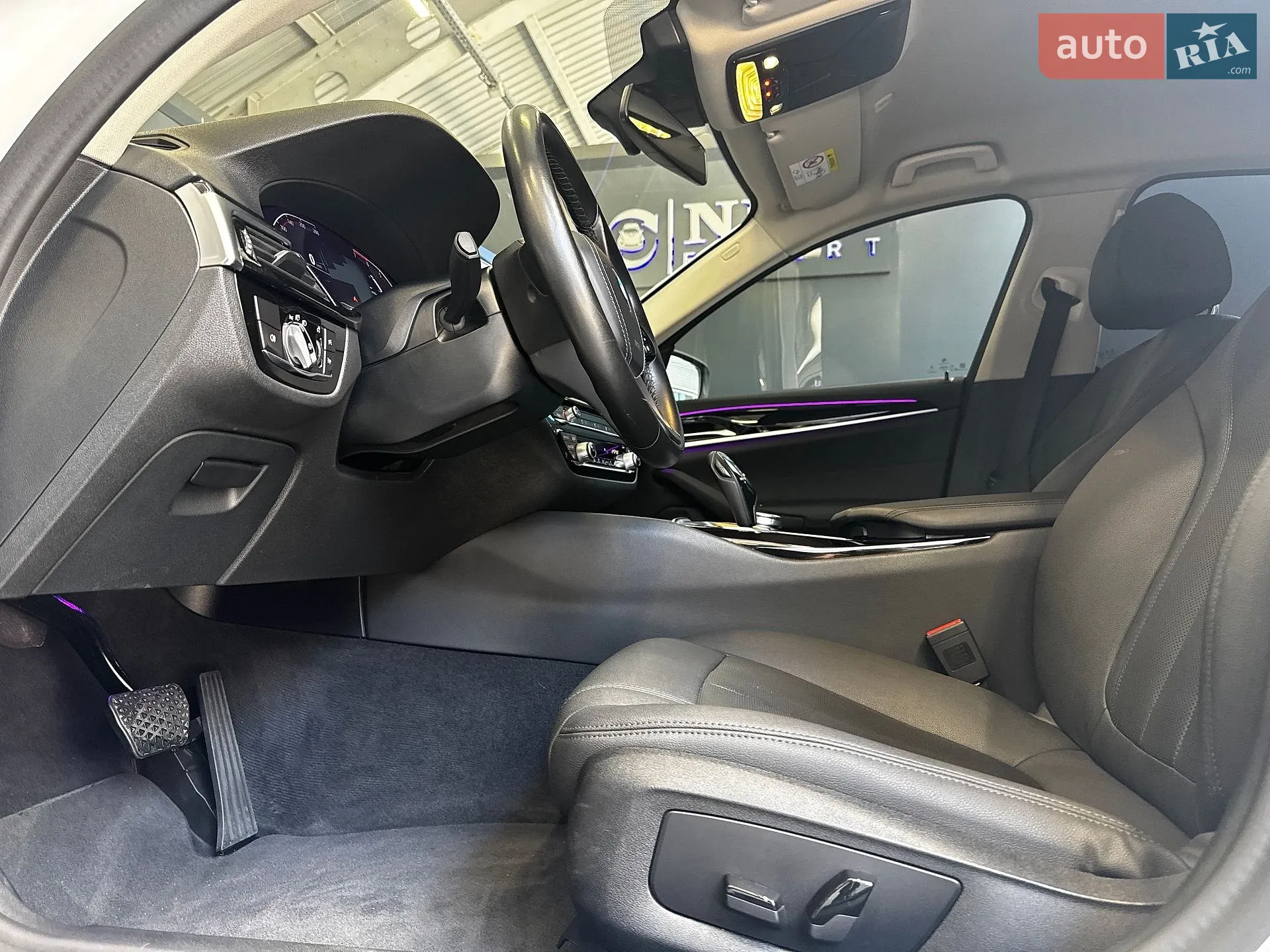 2021 BMW 5er - мініатюра 21